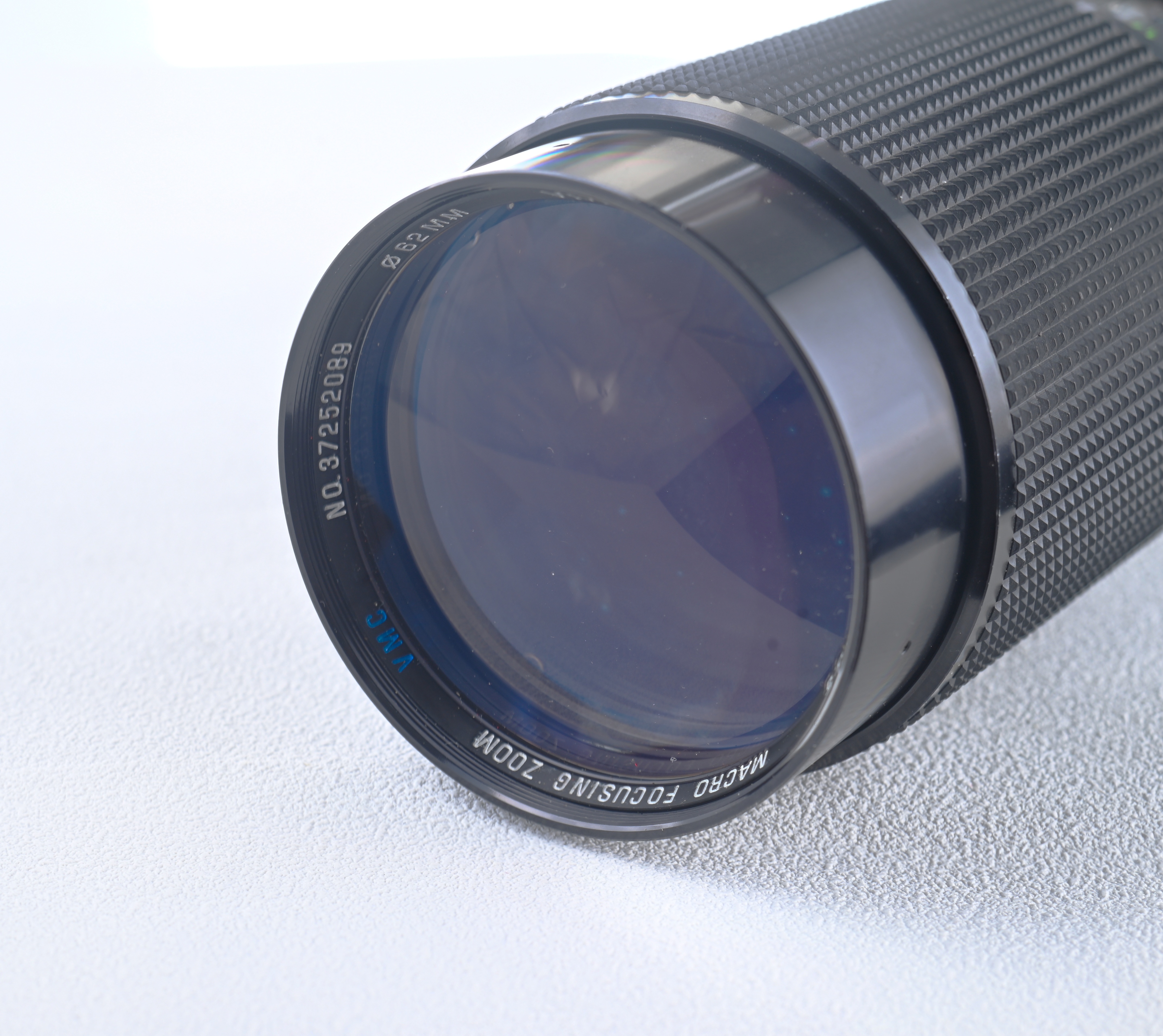 Vivitar Series 1 70-210mm f/3.5 Macro Focusing Zoom Lens - photo 2