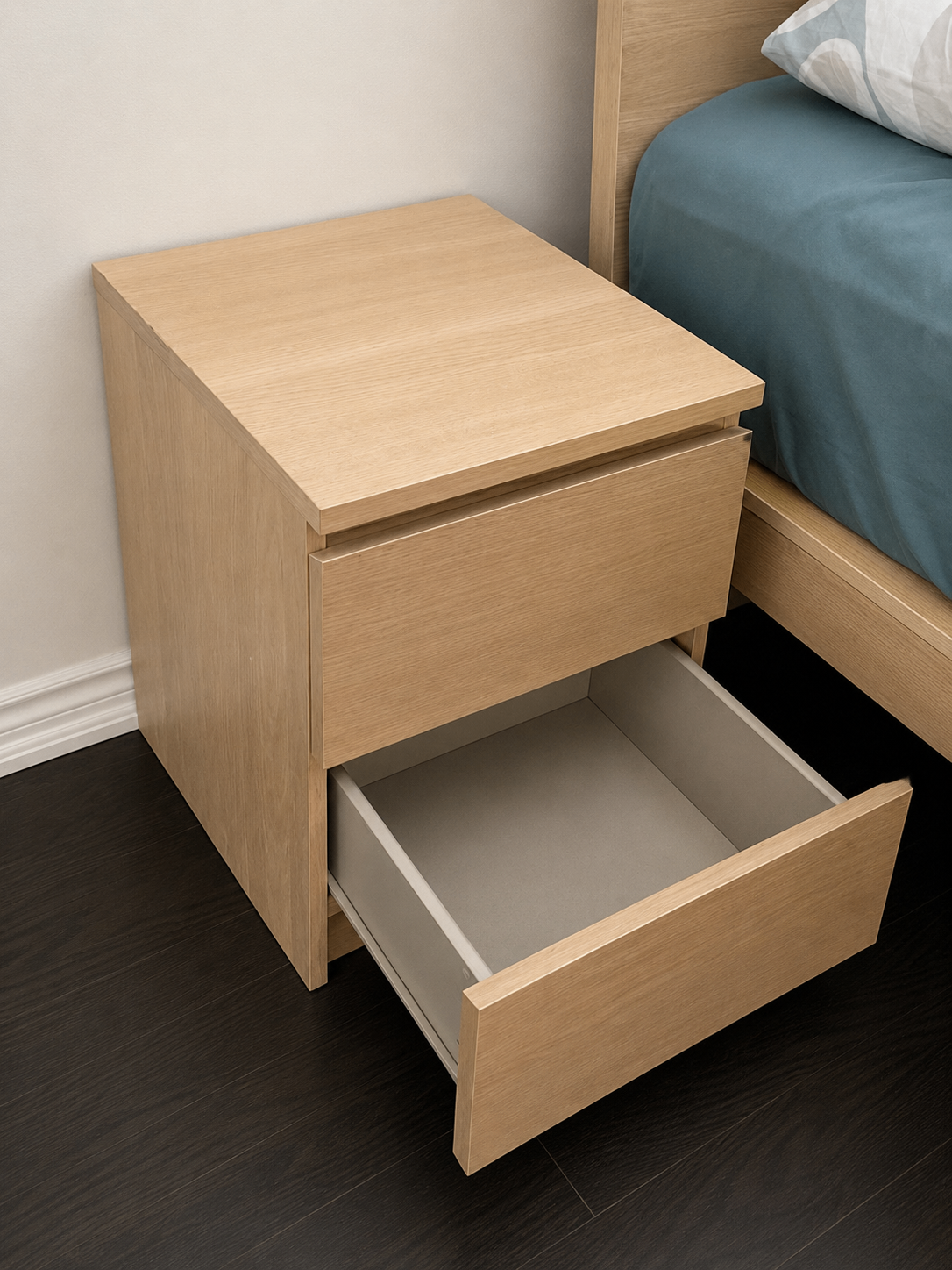 IKEA MALM 2-Drawer Nightstand – Light Oak - photo 2