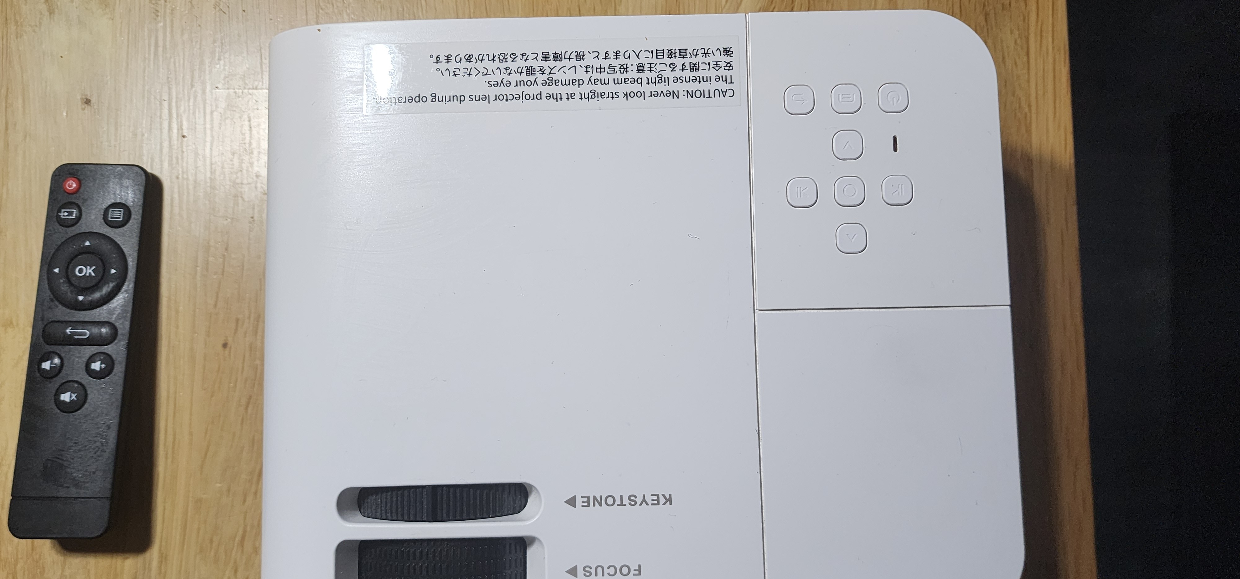 GXX Projector with Remote - photo 3
