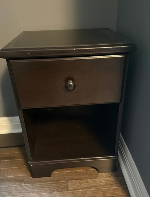 Bedroom Set -Bed, Dresser, Nightstand - photo 5