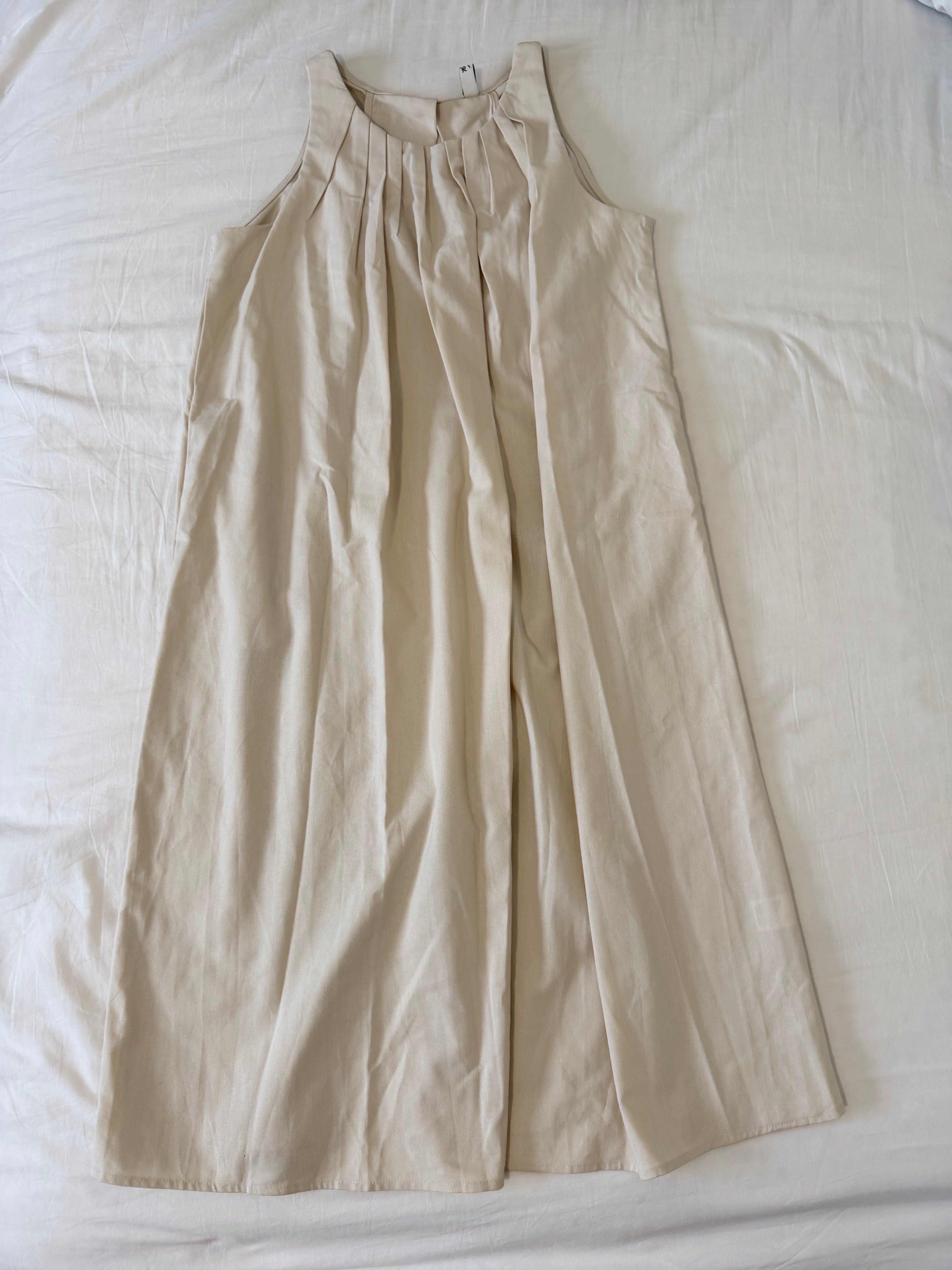 Women’s Beige Pleated Sleeveless Maxi Dress – Size L - photo 3