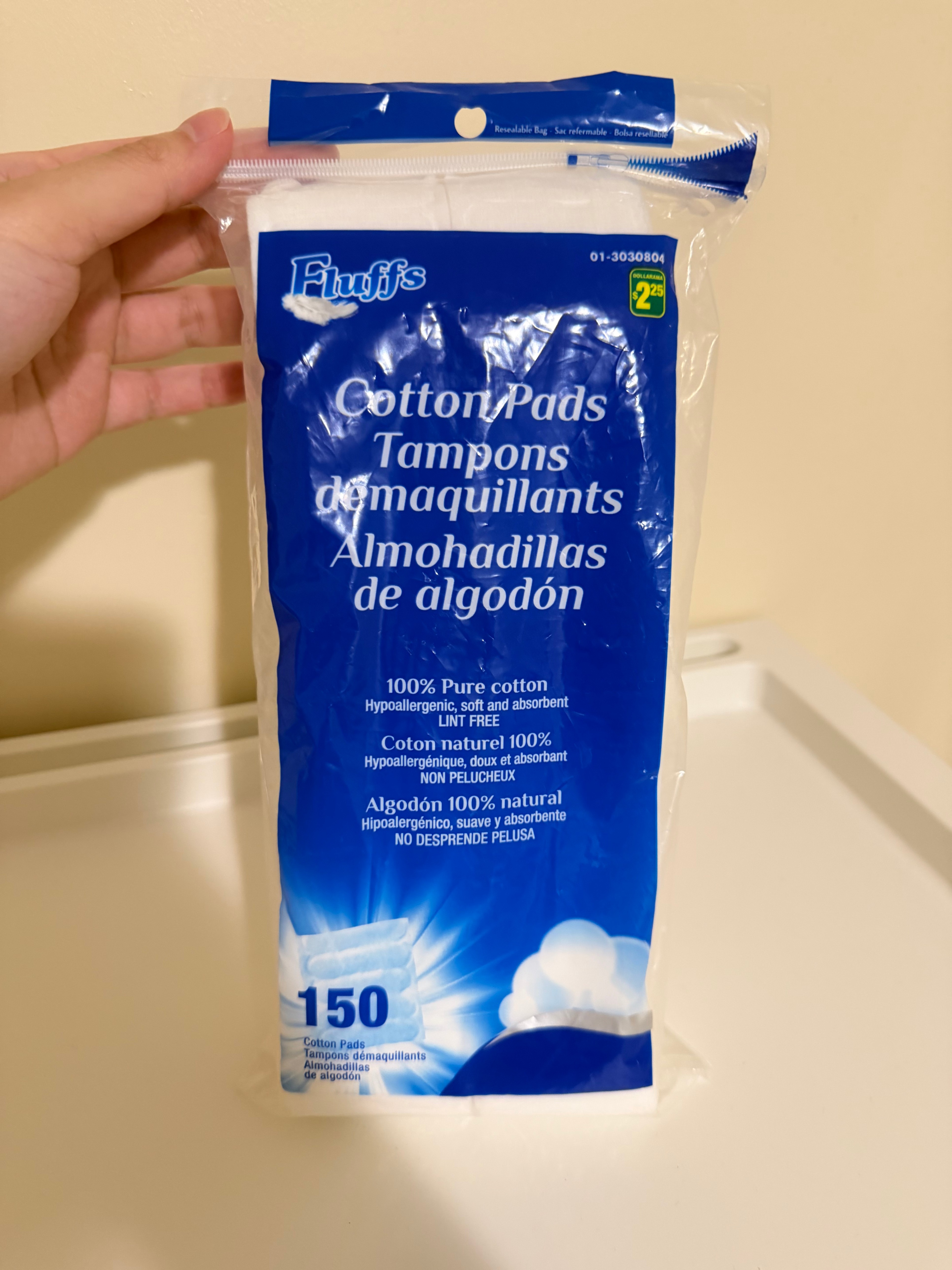 Fluffs Cotton Pads / with Any Purchase