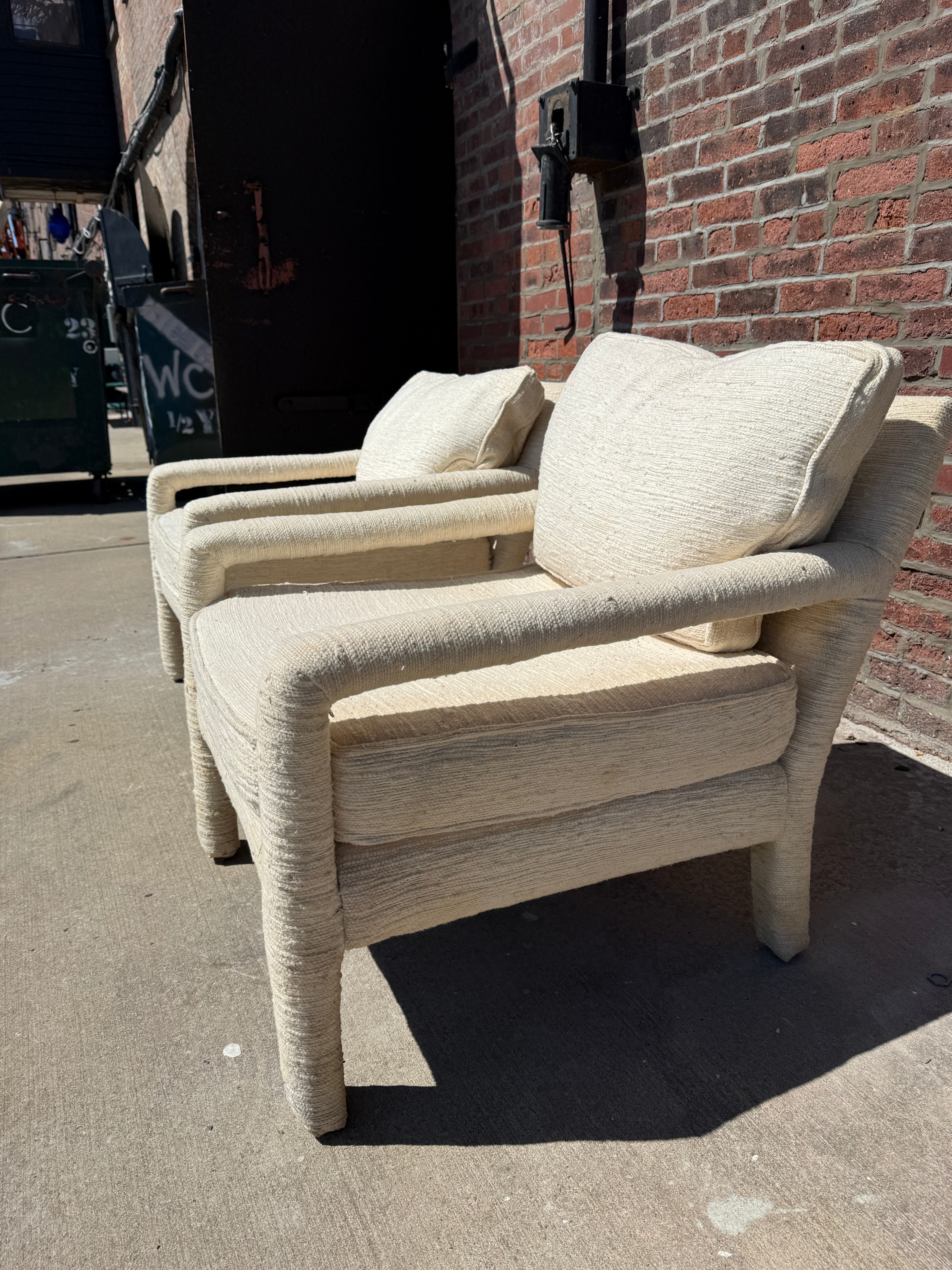 Pair of Vintage Milo Baughman Chunky Tubular Lounge Chairs - photo 4