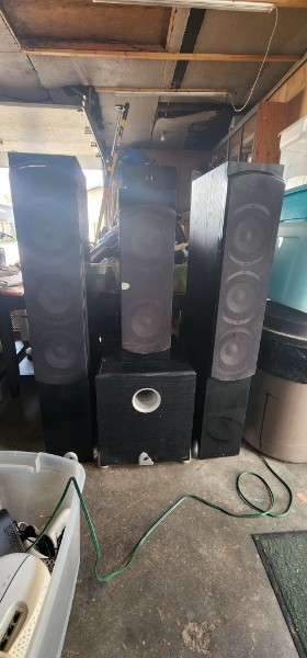 Black Floor Standing Speakers and Subwoofer