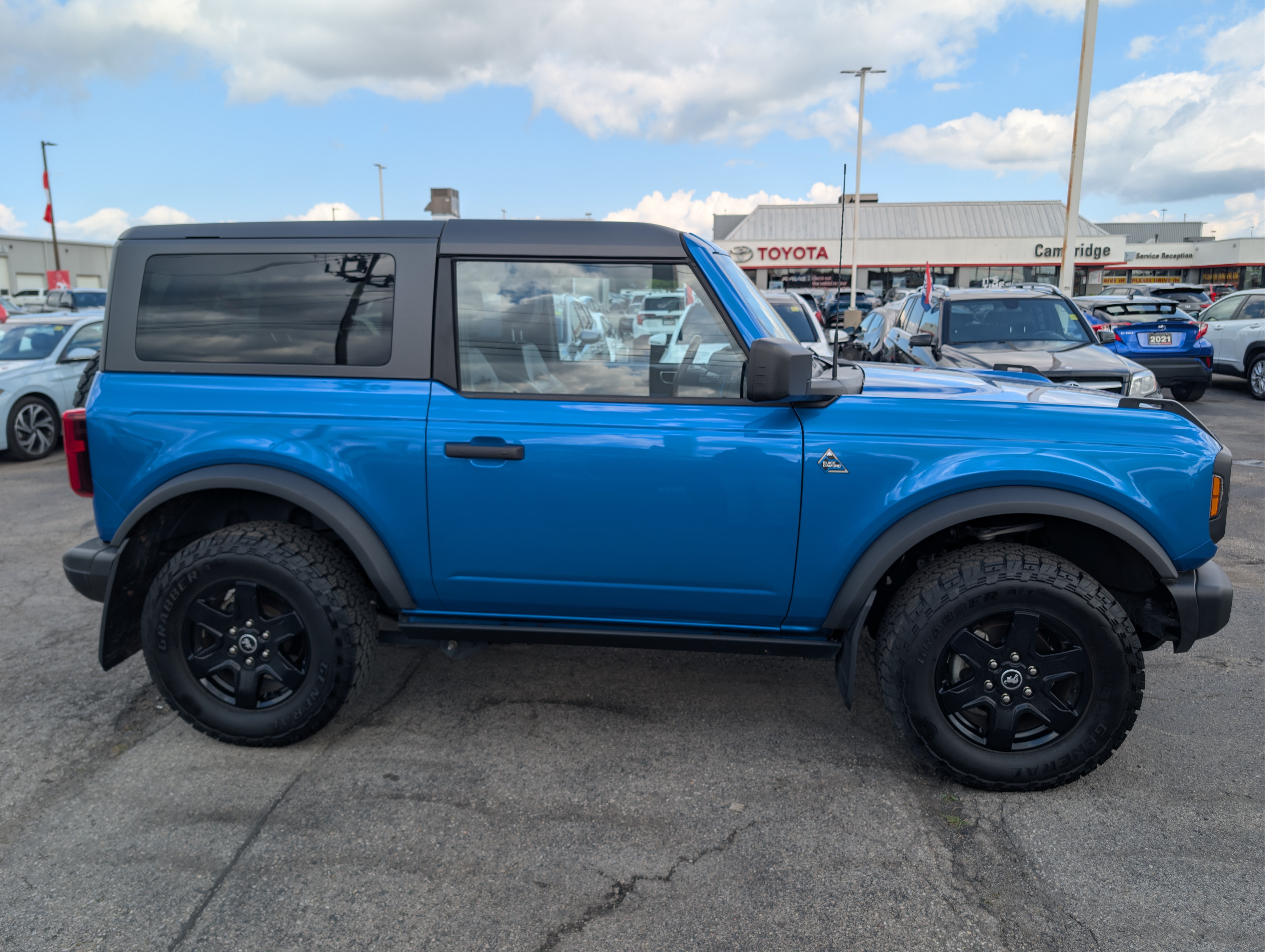 Used 2024 Ford Bronco Black Diamond 2 Door 4x4 - photo 4