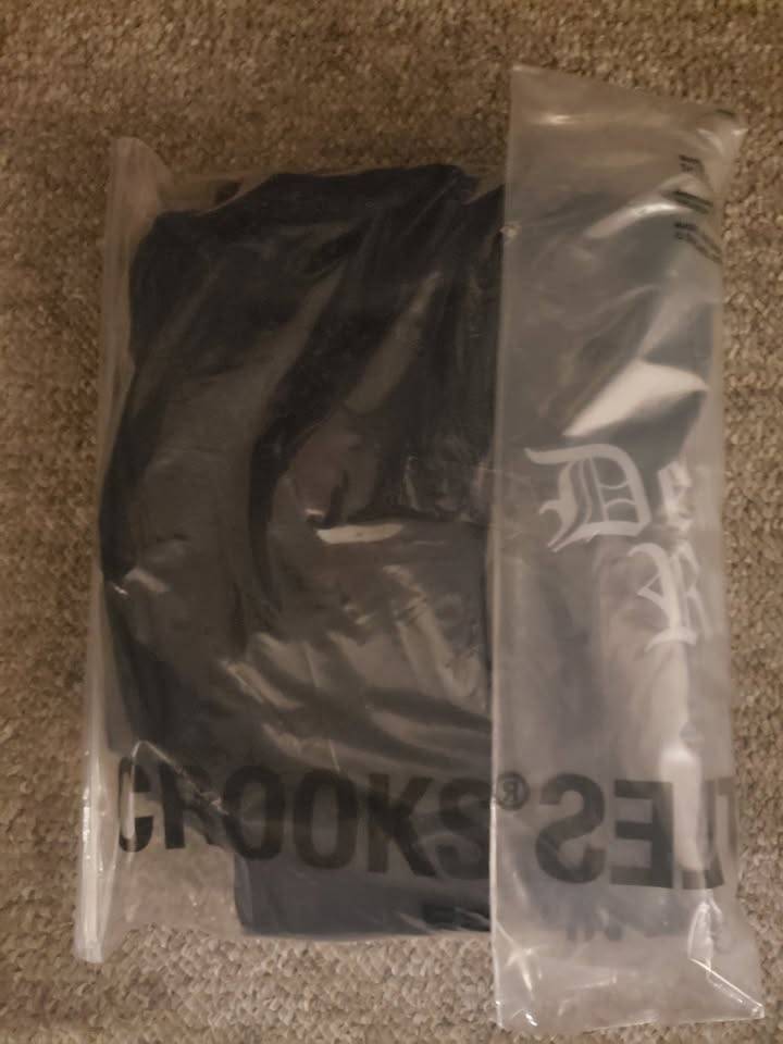 Death Row Records Gothic Chair Hoodie, Black, Deathrow. New. - photo 4