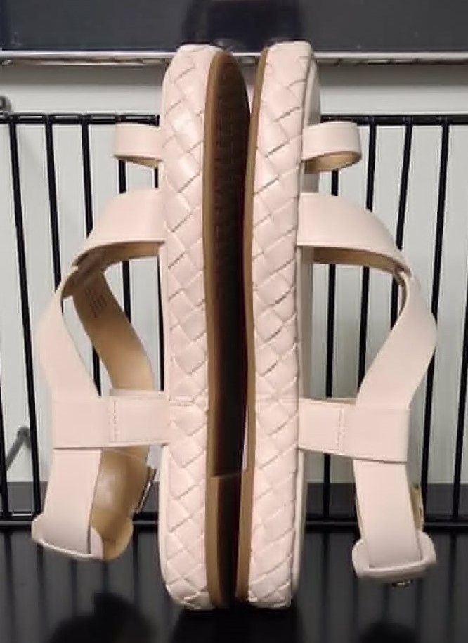 New Michael Kors Bernadette Leather Sandals Size 7M - photo 4