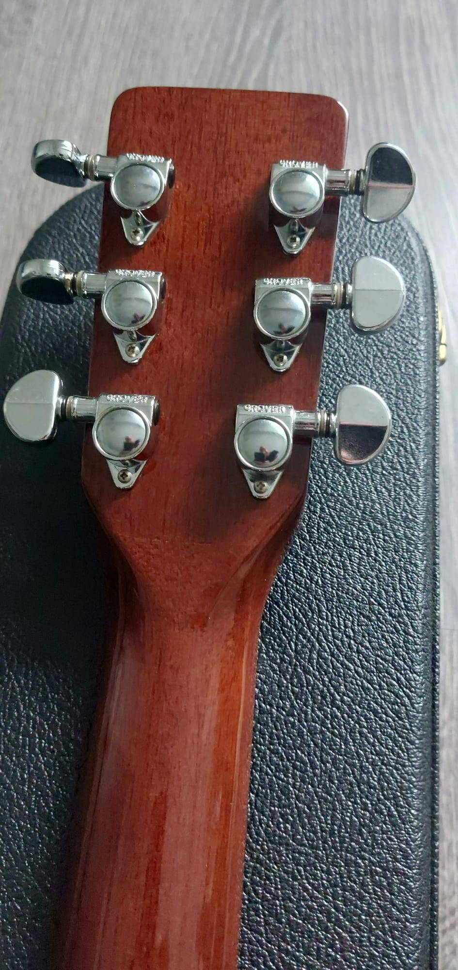 Vintage 1981 Hondo H-18SC Cutaway Acoustic Guitar w/ Hard Case - photo 5