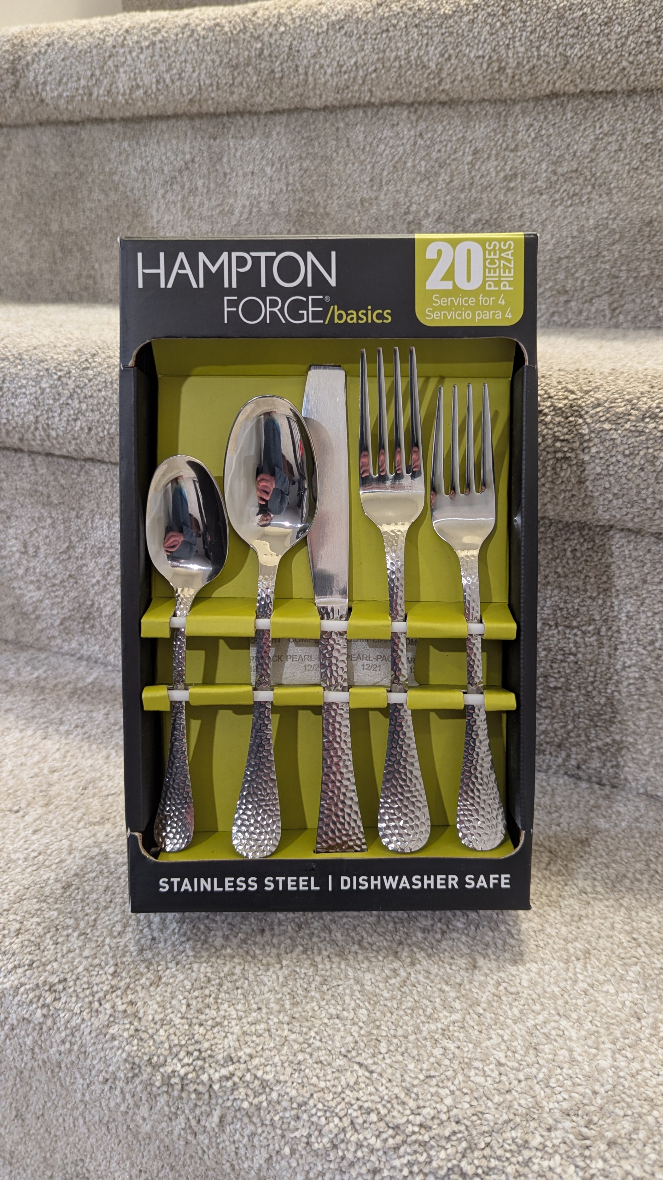 Hampton Forge® 20-Piece Hammered Flatware / Dinnerware