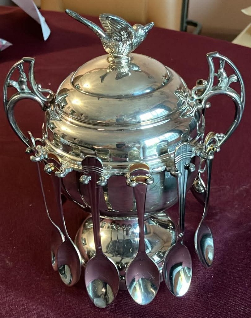 Vintage Silver Plate Covered Sugar Footed Bowl