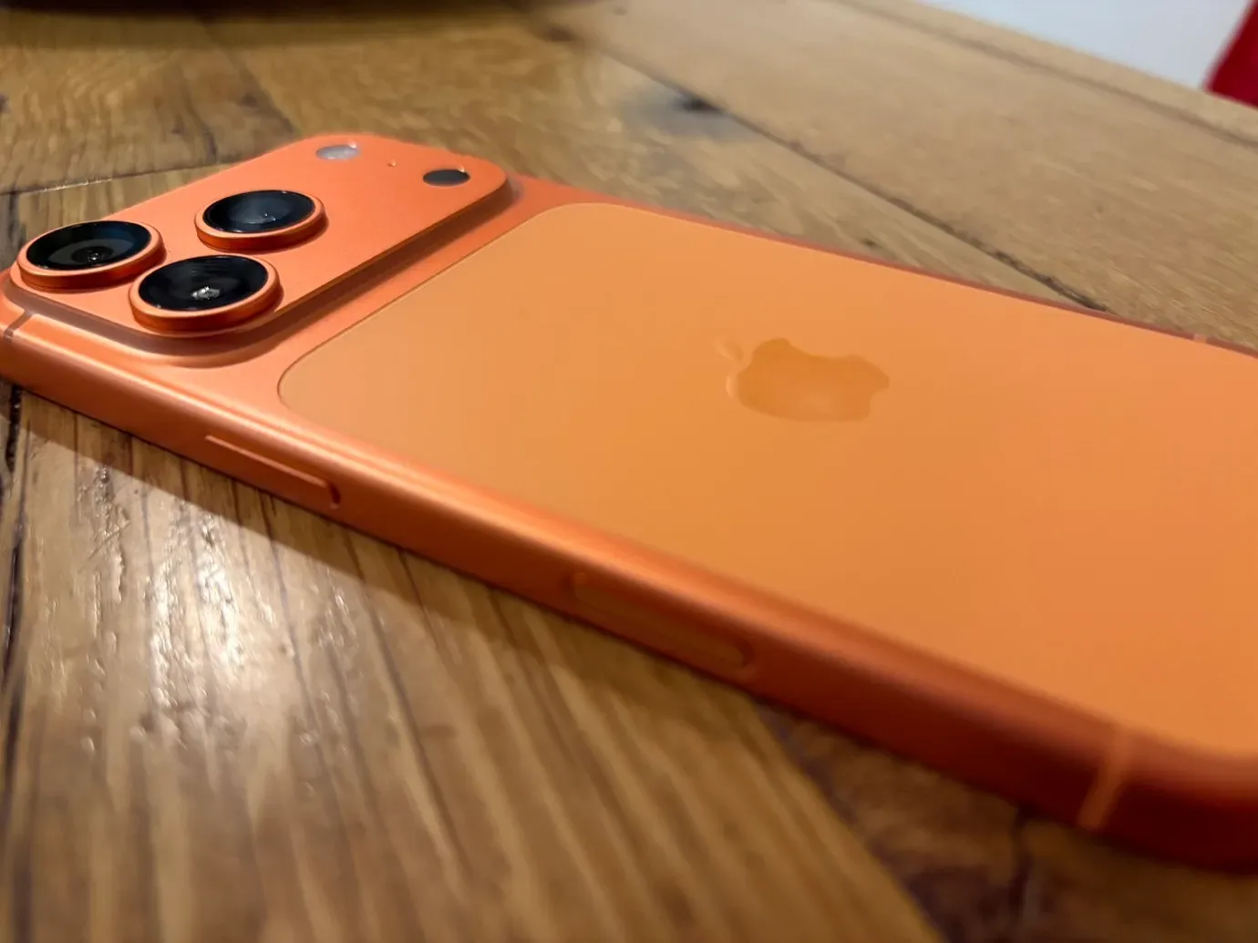 Unlocked 256GB Cosmic Orange Apple iPhone 17 Pro