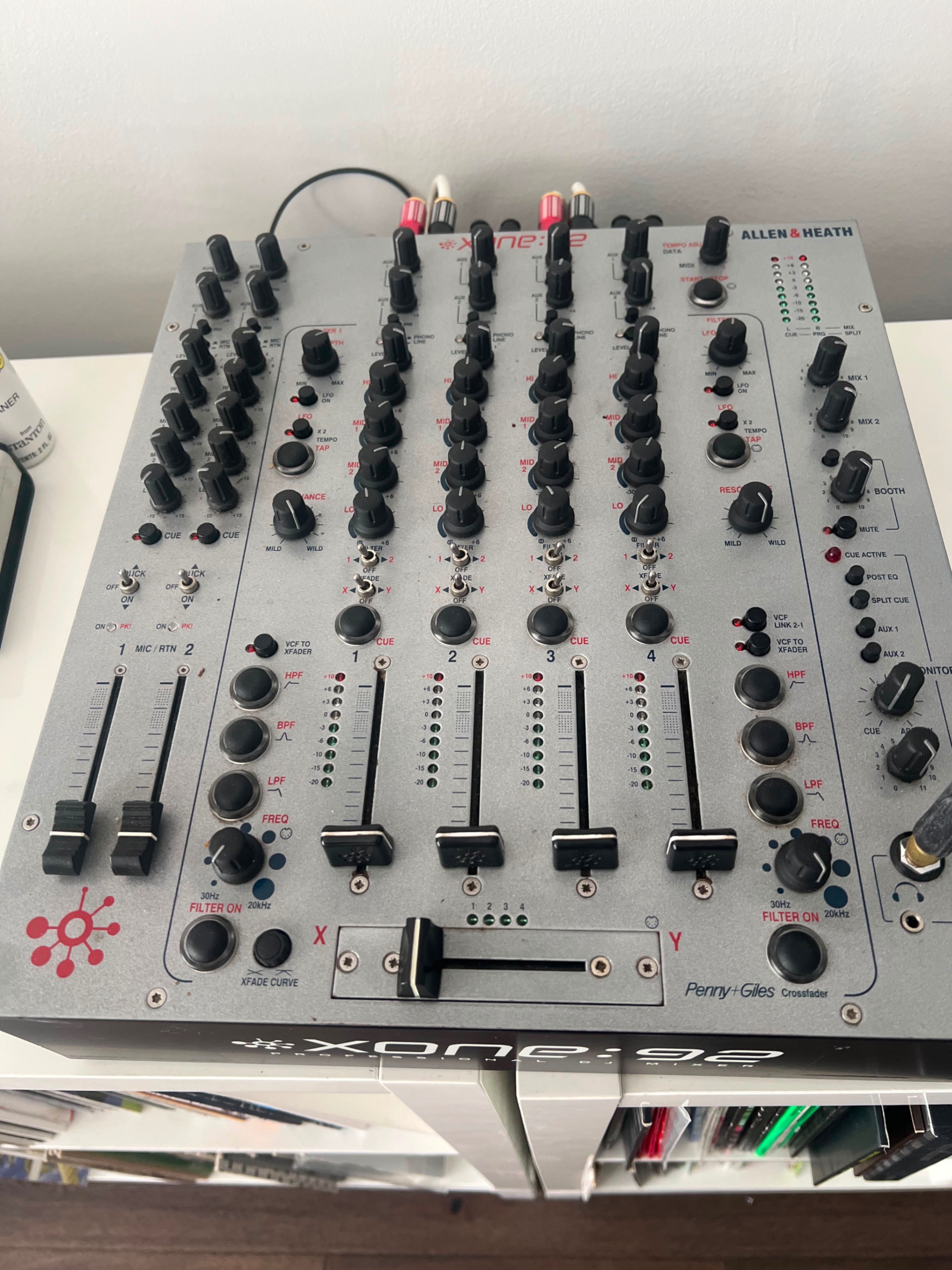 Allen & Heath Xone:92 Professional 6-Channel Analog DJ Mixer