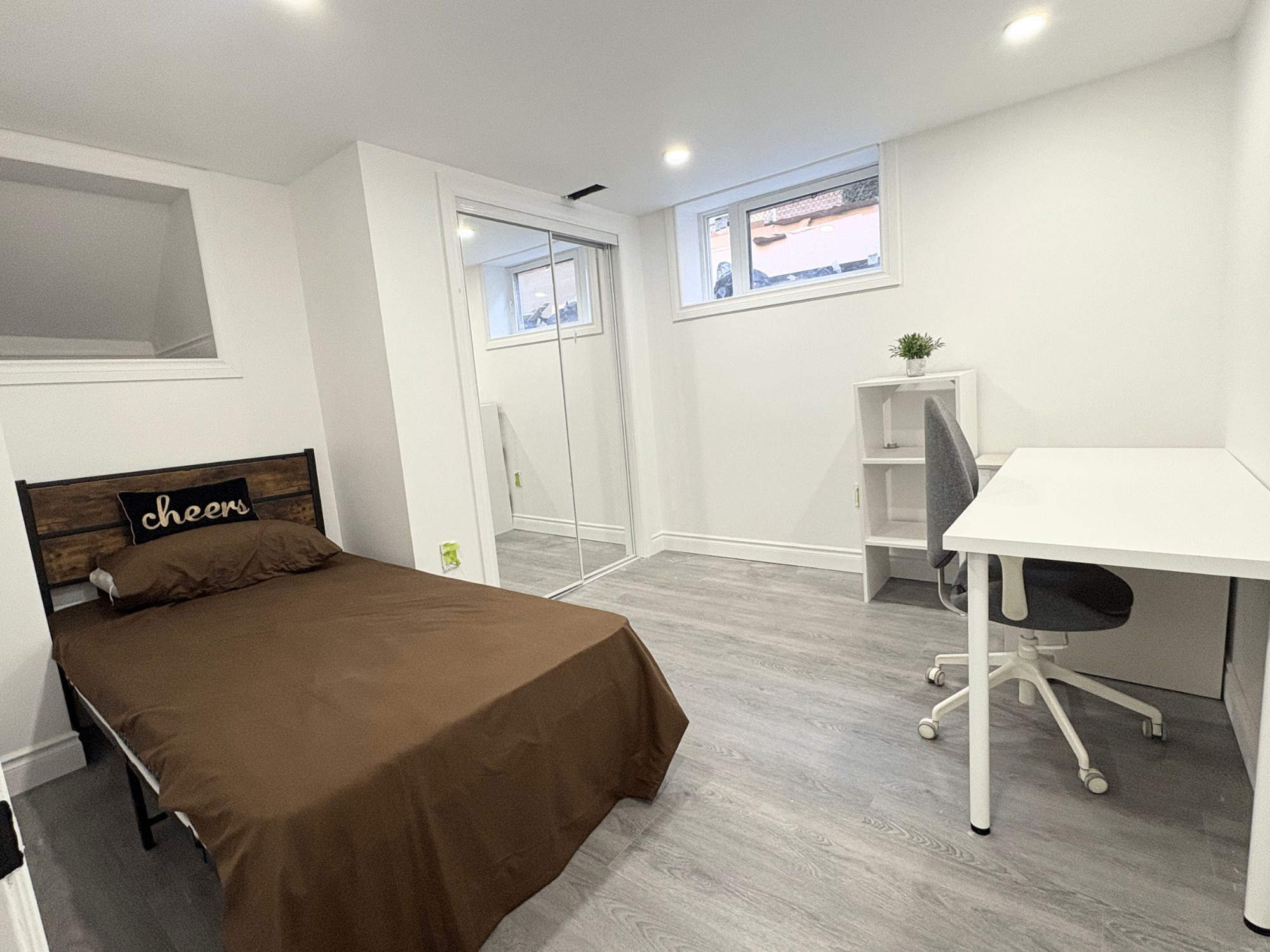 Private Room Near UofT Scarborough / Centennial College for Rent