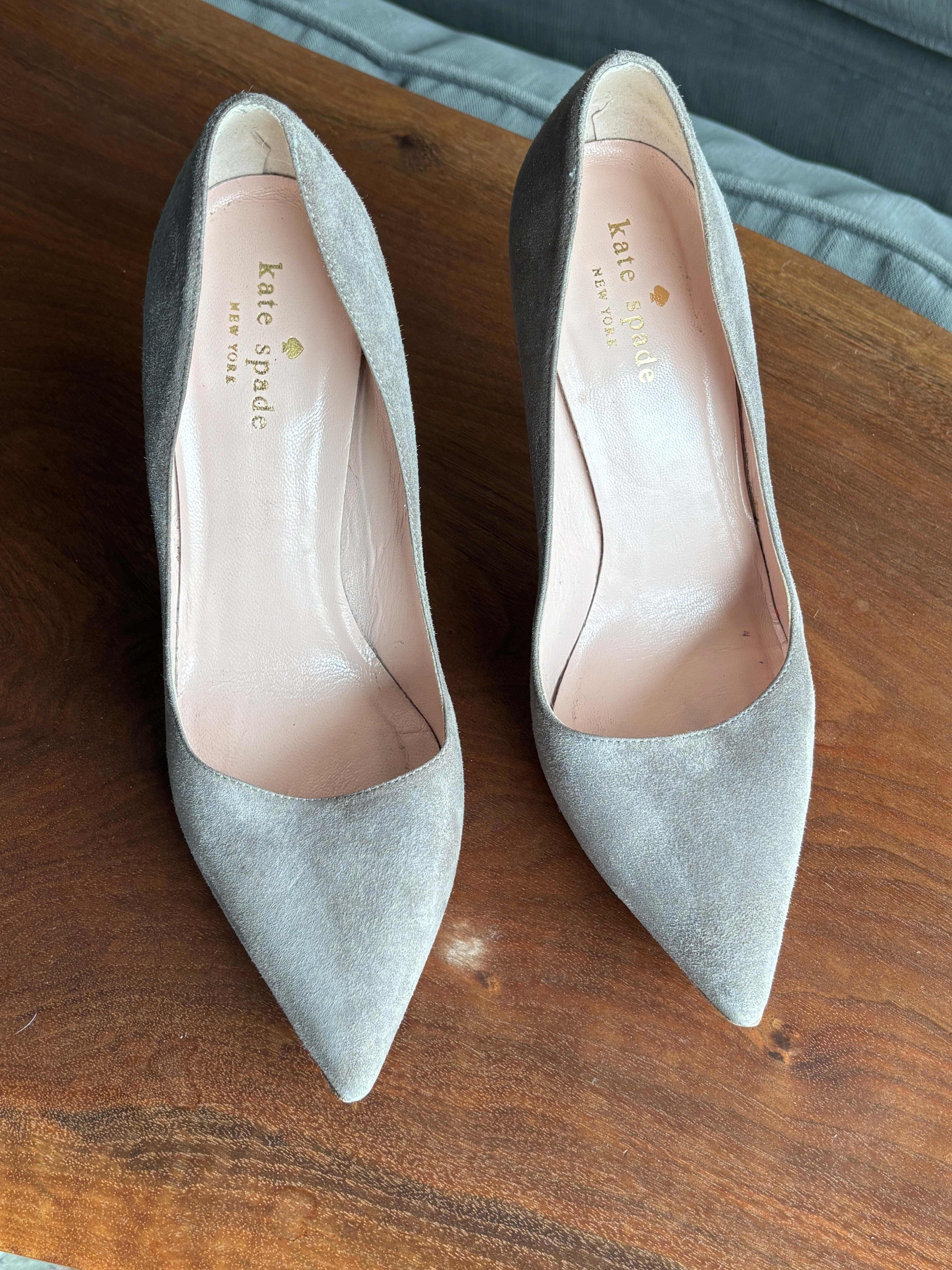 Kate Spade Gray Suede Licorice Pumps – Made in Italy – Size 6.5B - photo 3