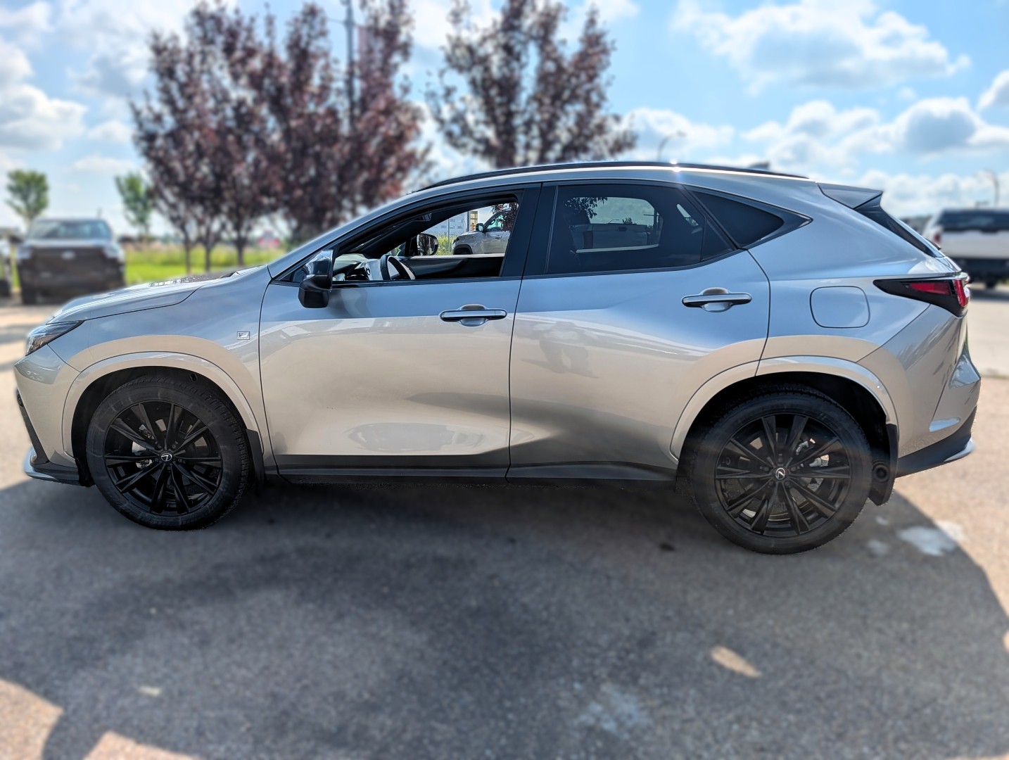 2024 Lexus NX 350 - photo 2