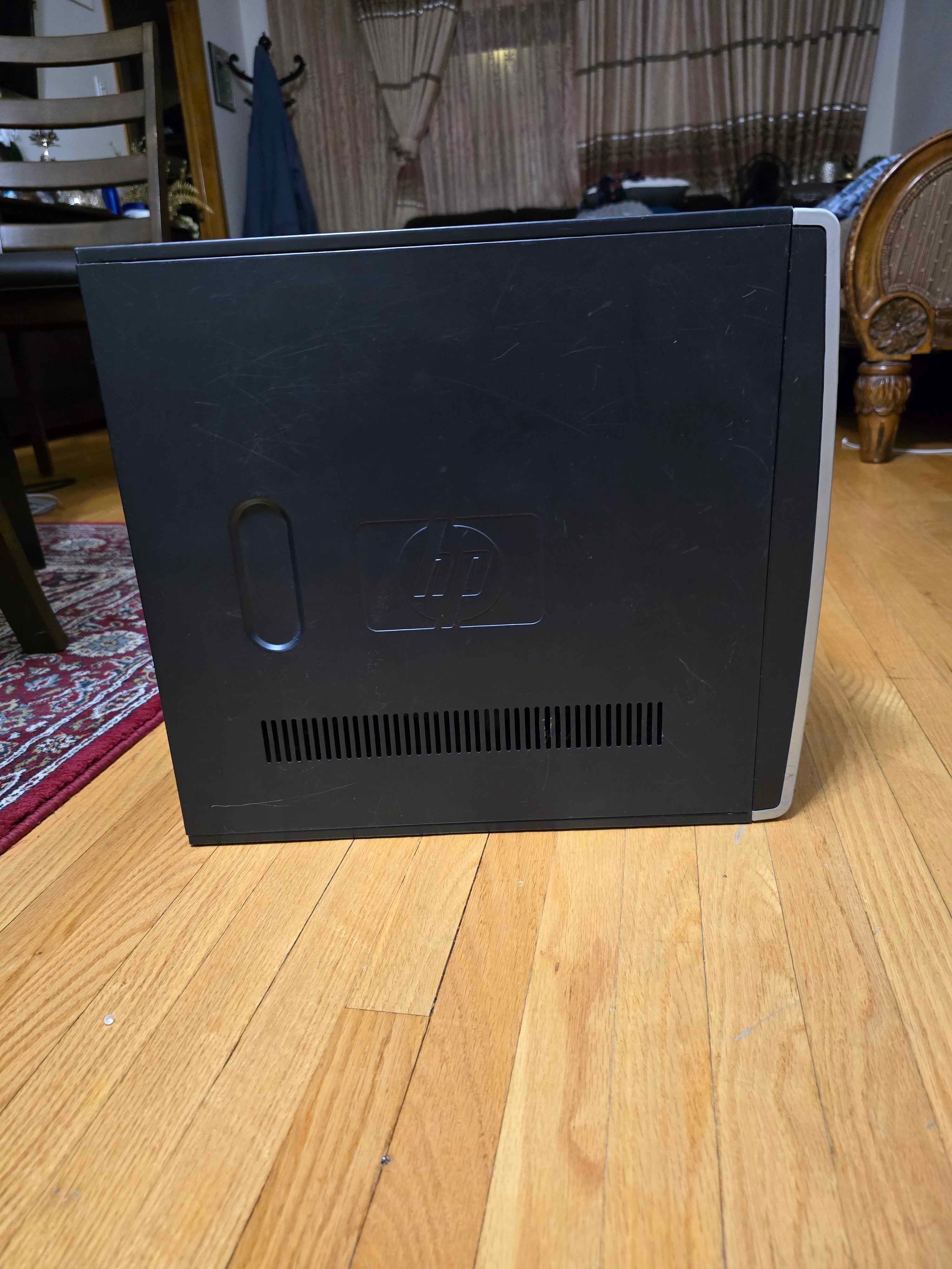 Intel Core 2 Quad Desktop PC (Q6600 / 4GB RAM / GPU / Linux) - photo 4