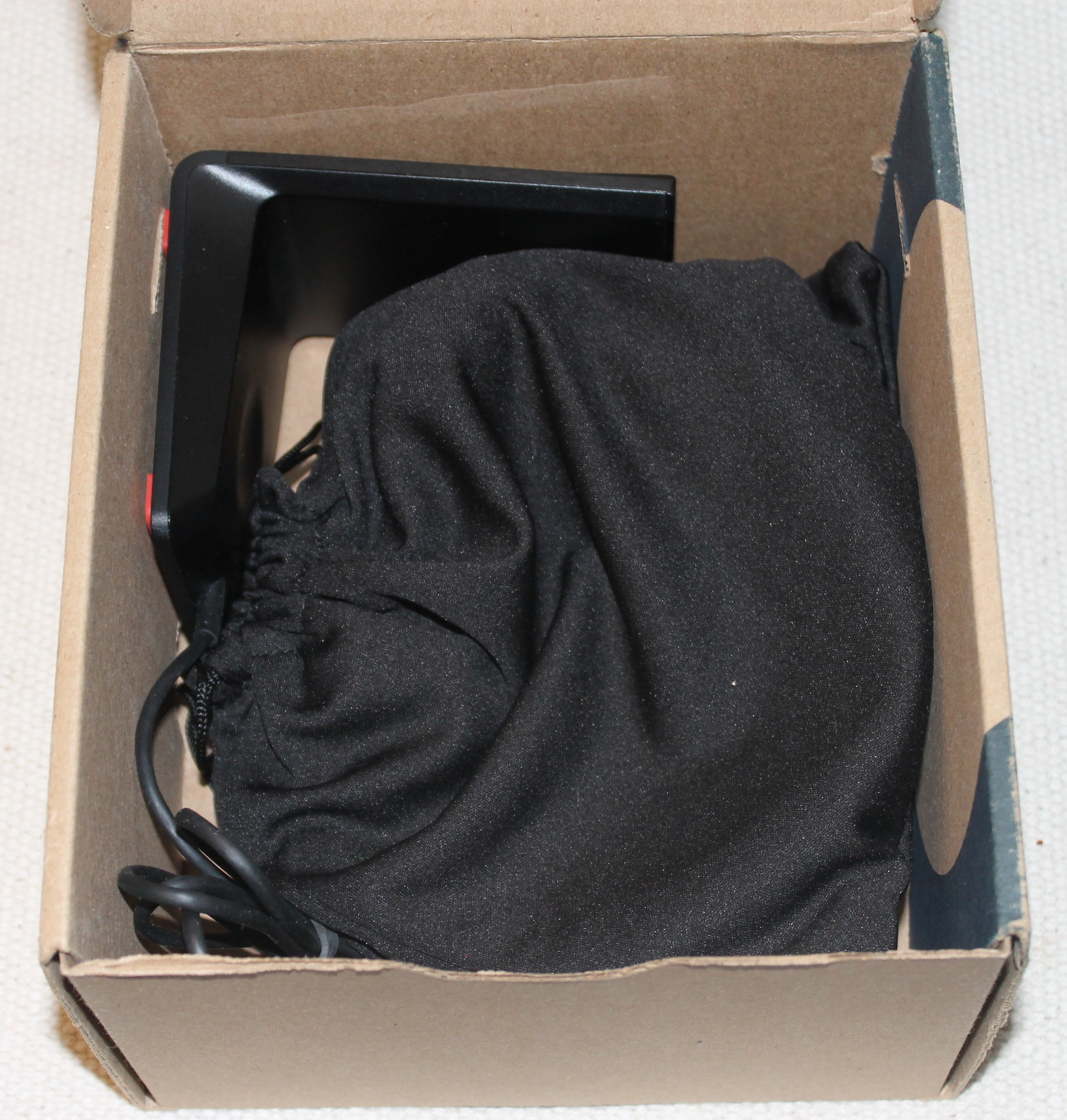 Poly Headphone Wireless with Wireless charging station - photo 4