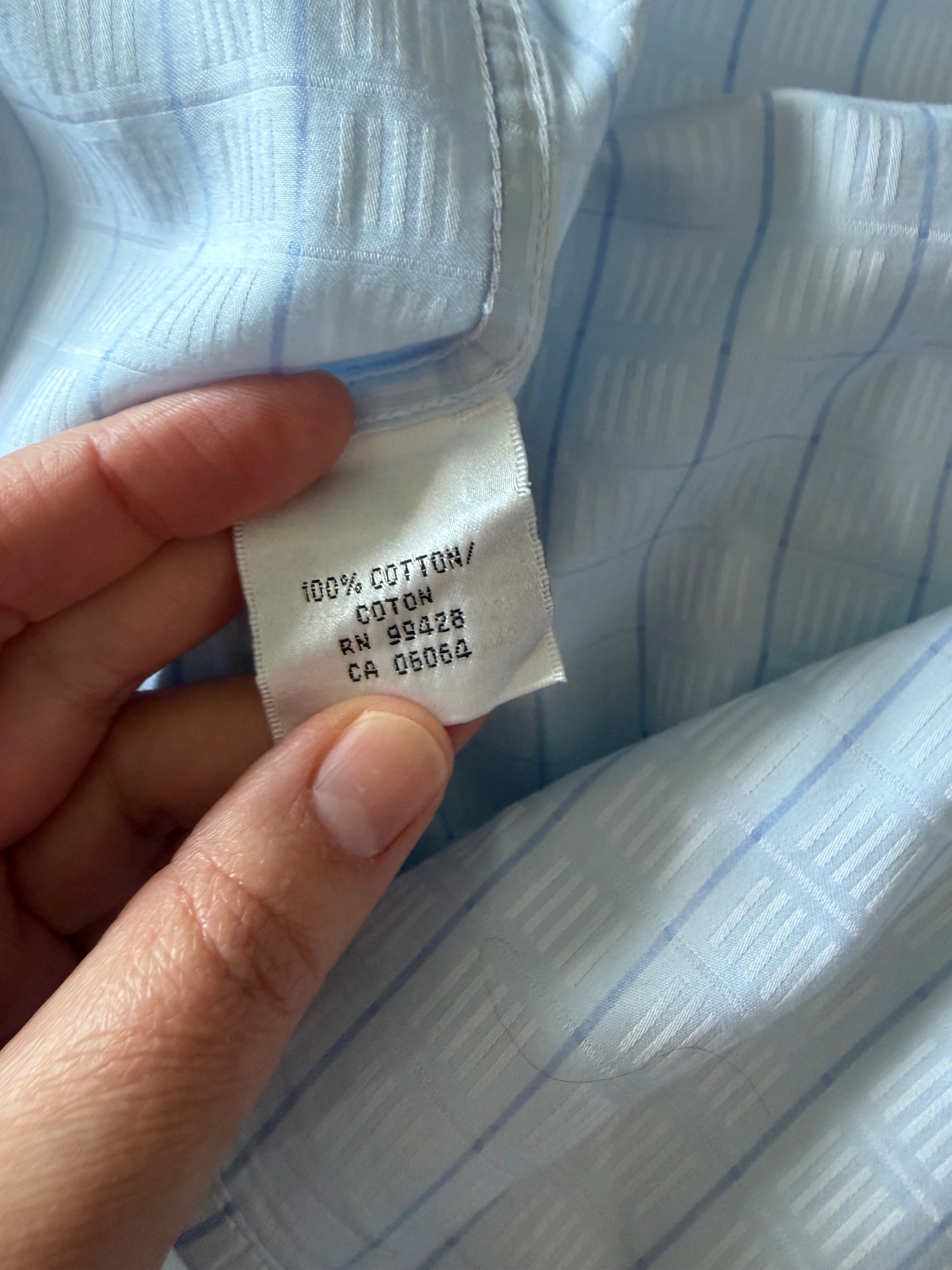 Bugatchi Shaped Fit Dress Shirt Size 17 — Like New - photo 4