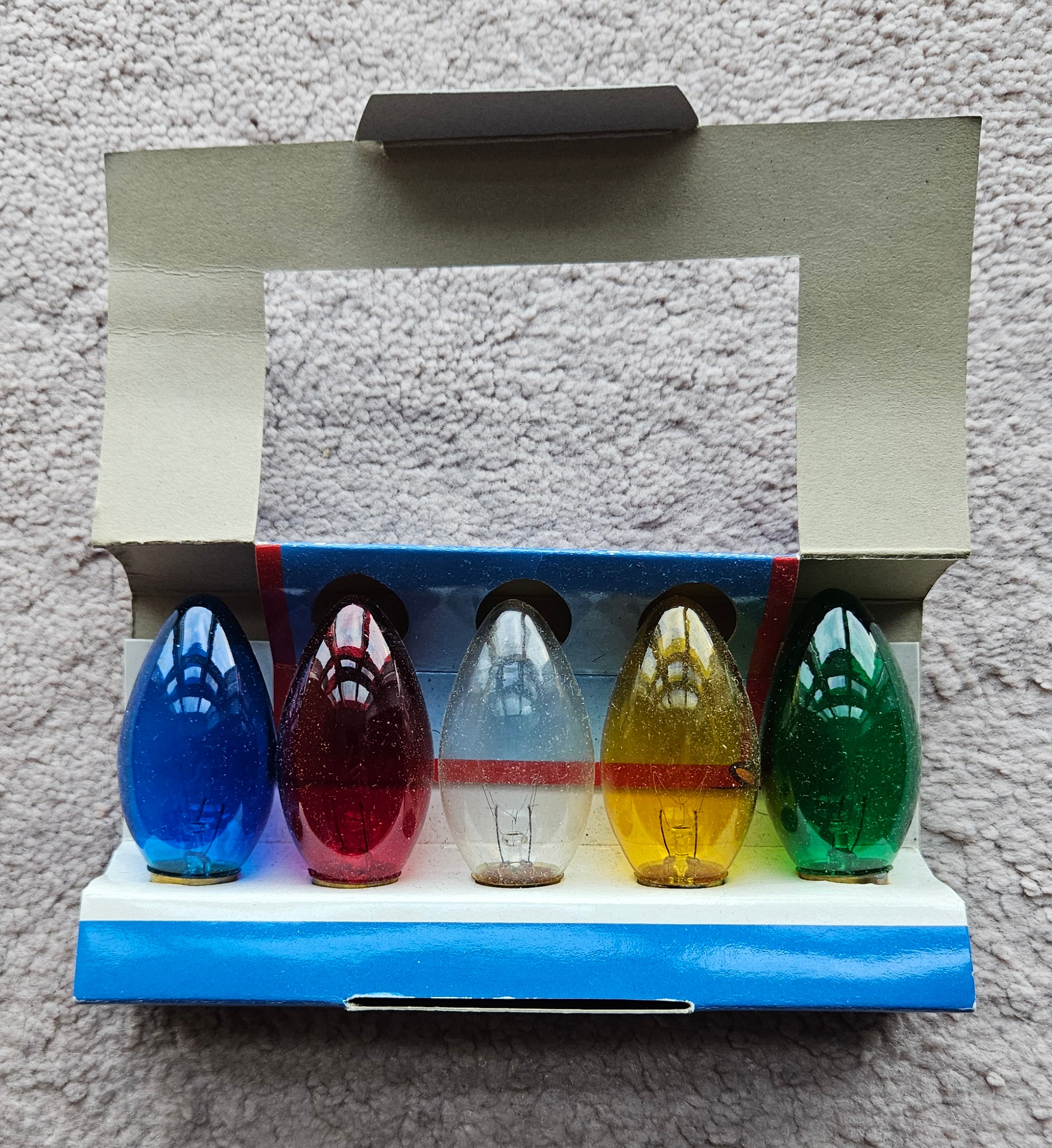 BRAND NEW IN BOX! COLORFULL 5 LIGHT BULBS - photo 2