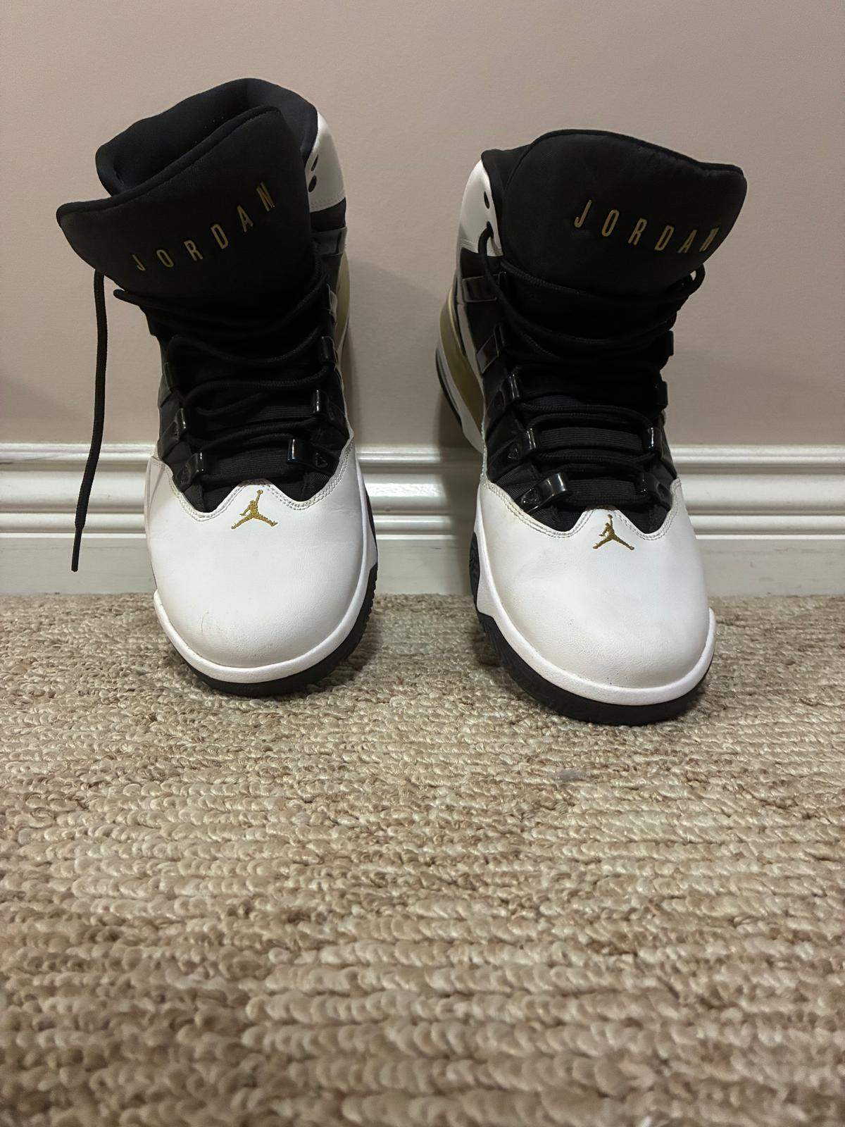 Jordan Max Aura — US 13