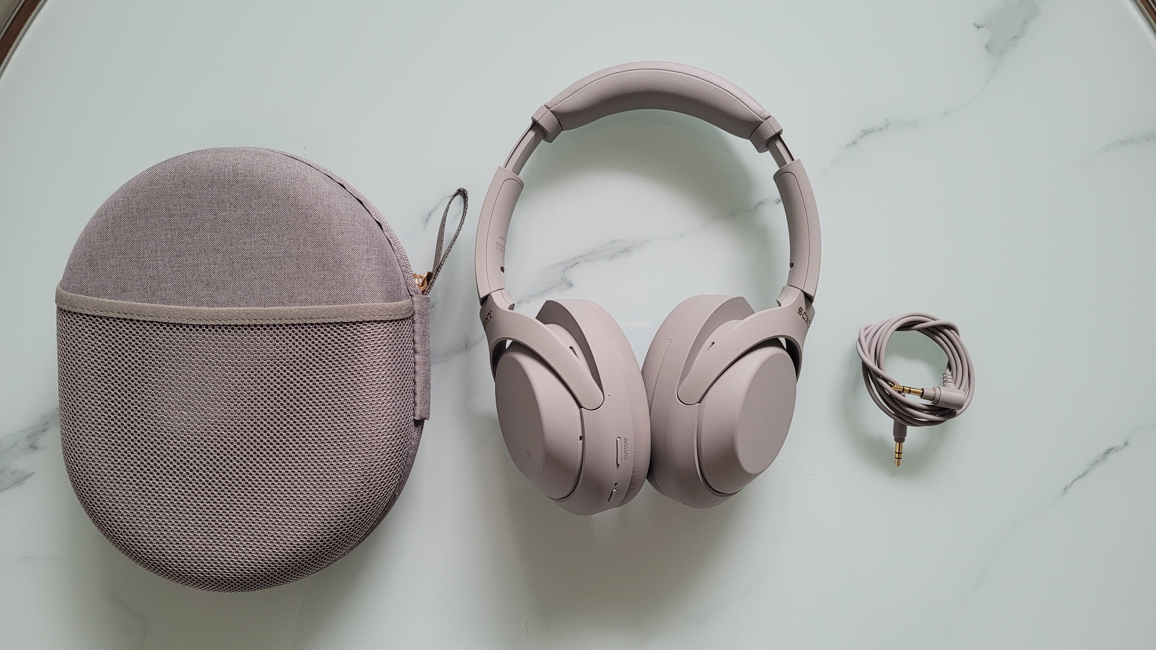Sony WH-1000XM4 Noise Cancelling Headphones | Like New + Box