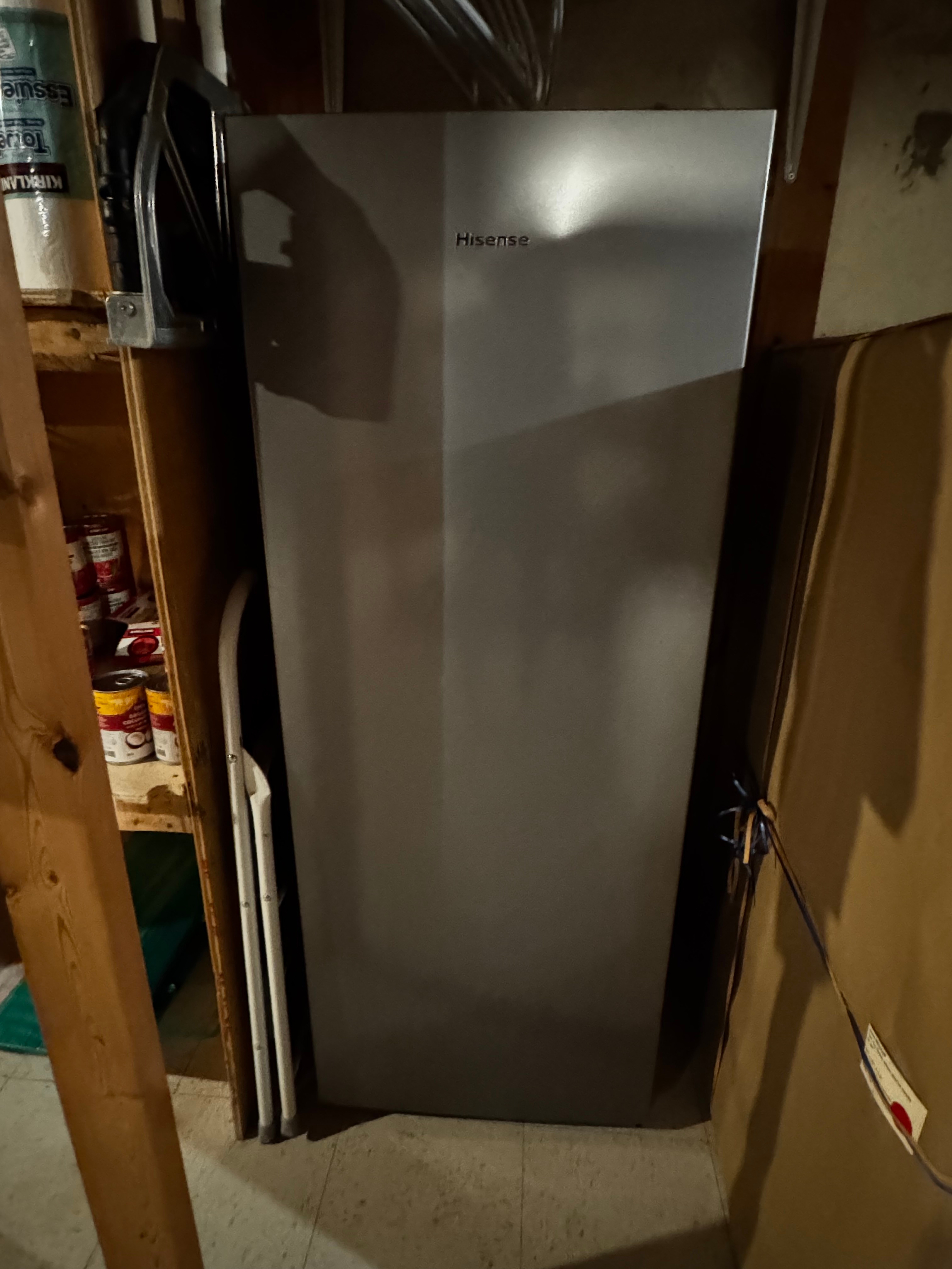 Hisense 6.0 Cu. Ft. Convertible Upright Freezer / Fridge