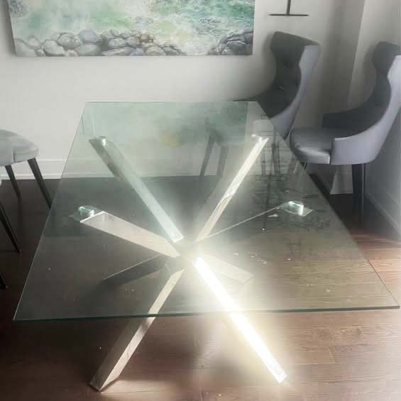 Elegant glass table - photo 2