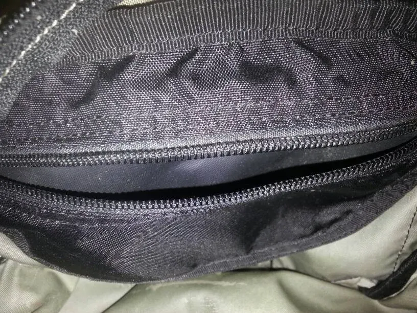 Old School MEC Grey Backpack With Bike Reflector Front - photo 3