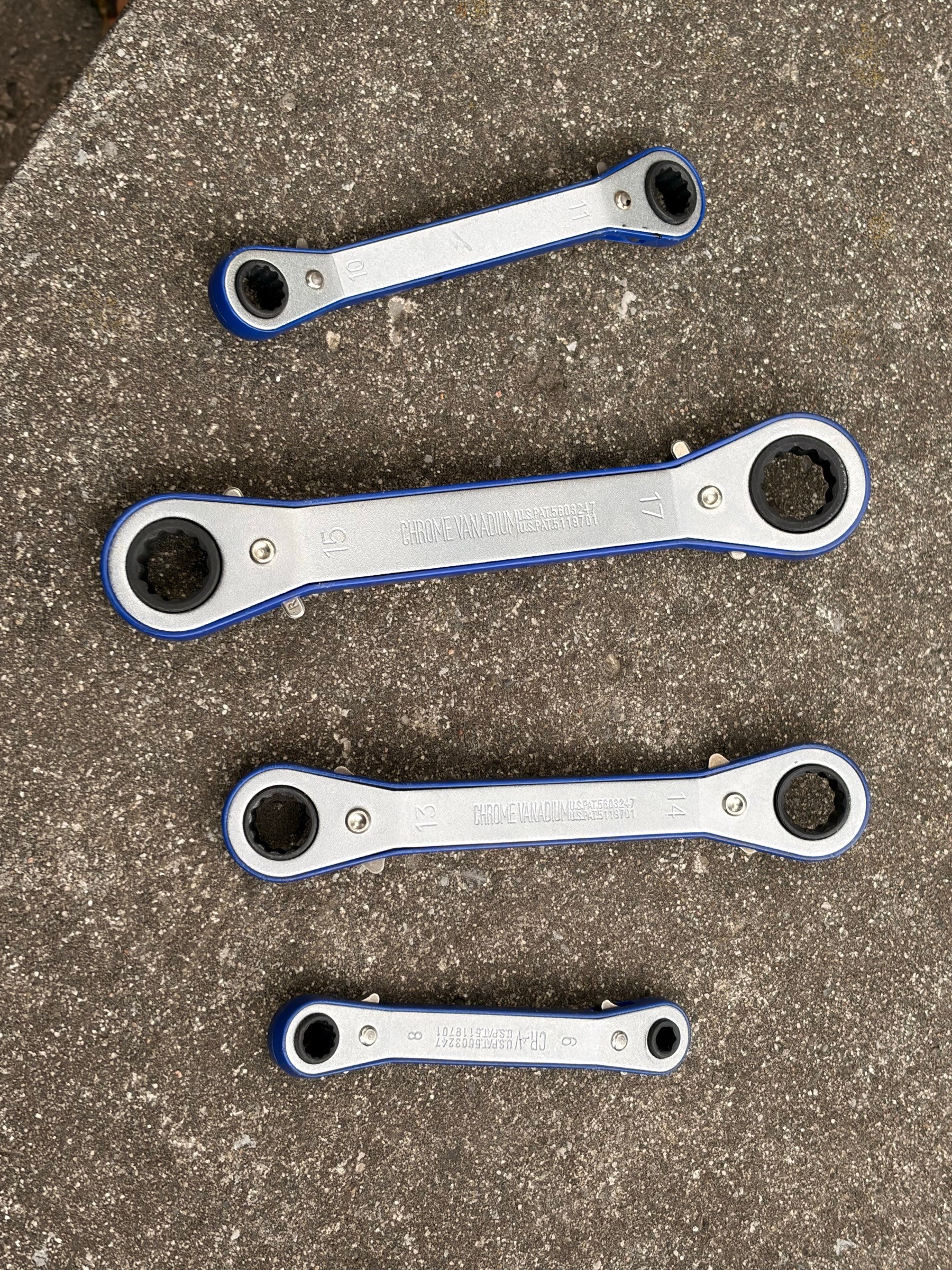 Ratcheting offset box wrench set (4 pc, metric)