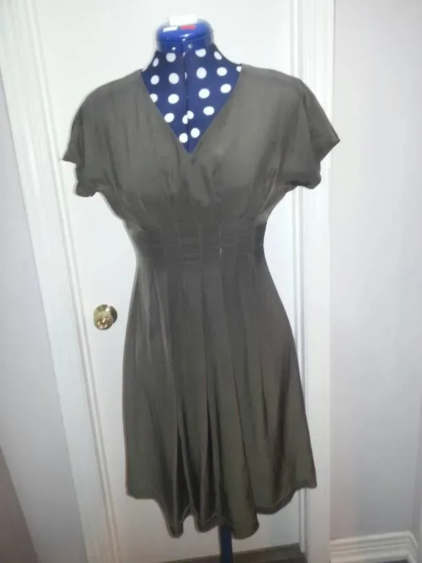 Banana Republic Green Short Sleeved Dress Size 0P (Petite)