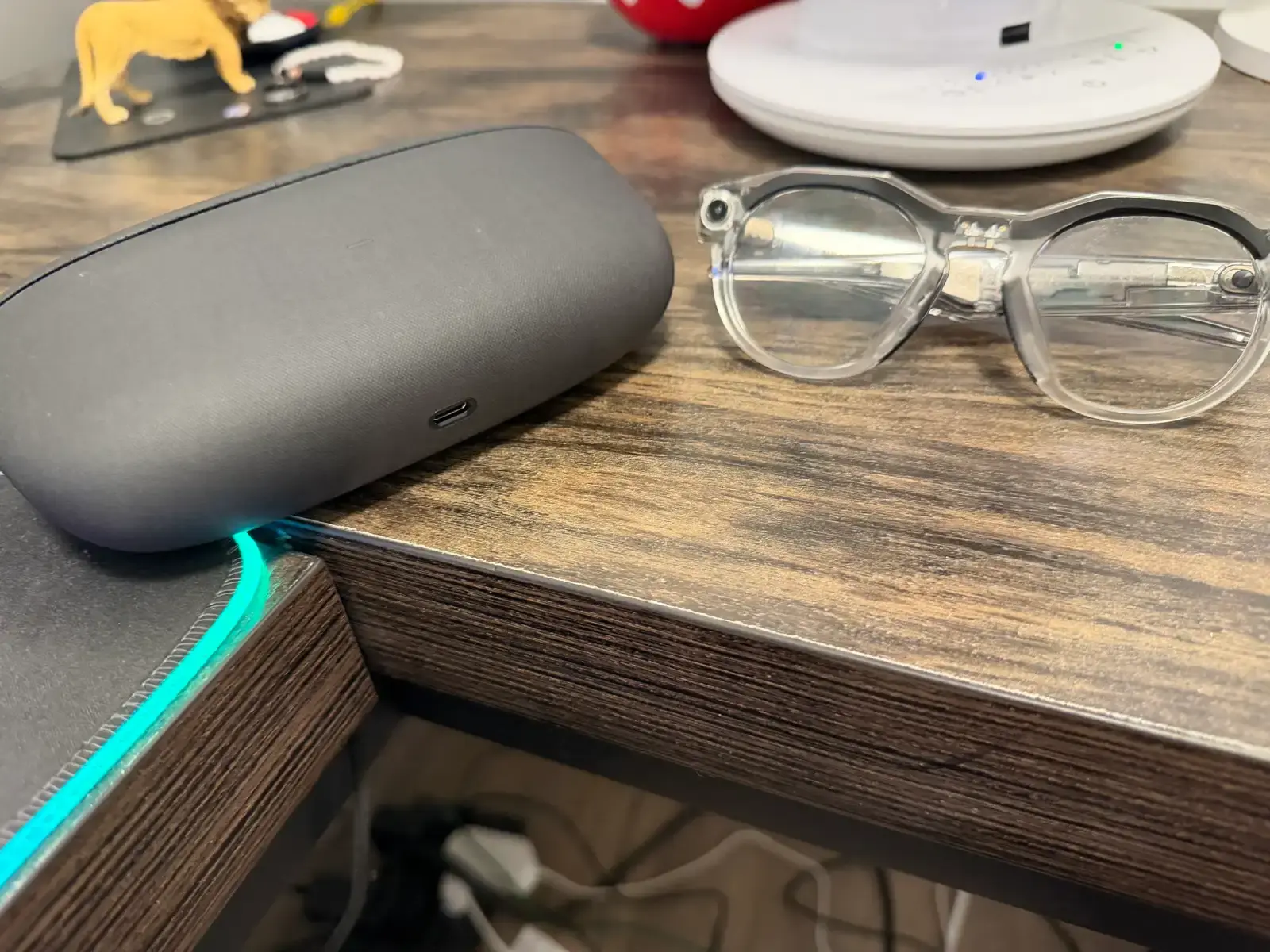Clear Oakley Meta HSTN Transitions® AI Sunglasses