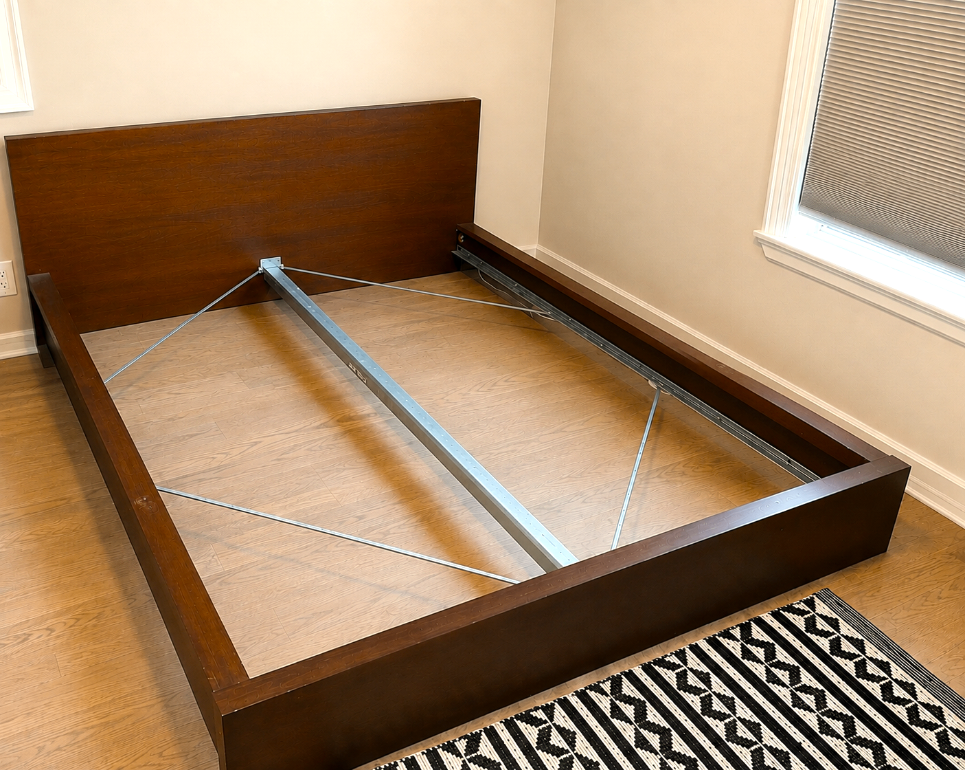 IKEA MALM Queen Bed Frame - photo 3
