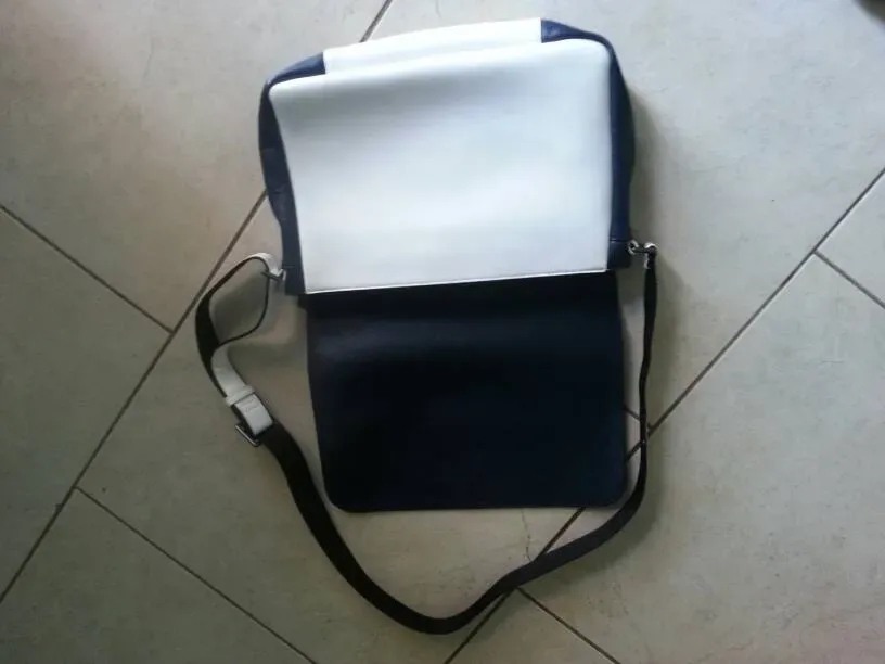 EUC "Armani" Style Purse/handbag/small laptop Bag - photo 2