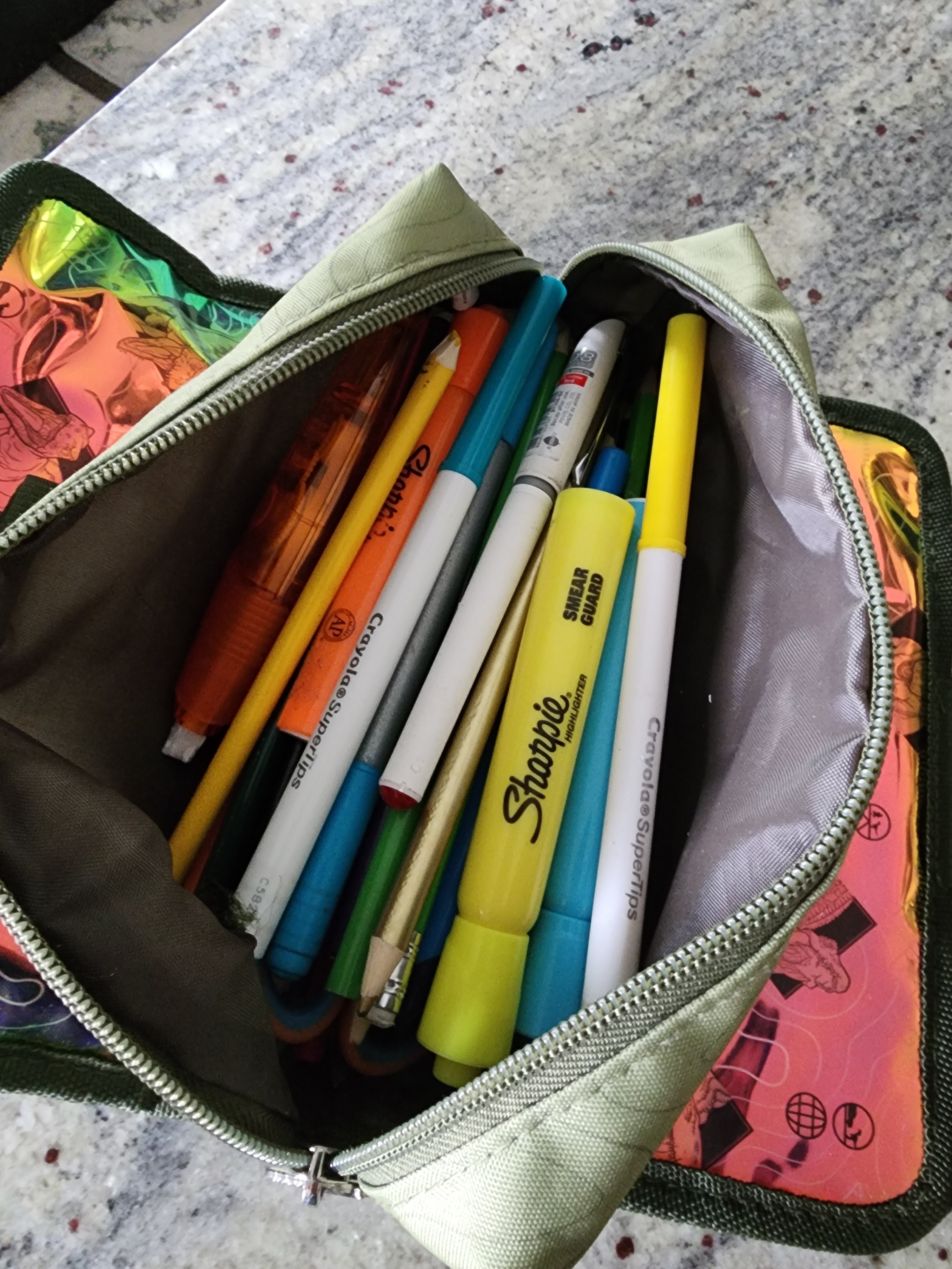 Jurassic Park kids pencil case, excellent condition with suppli - photo 4