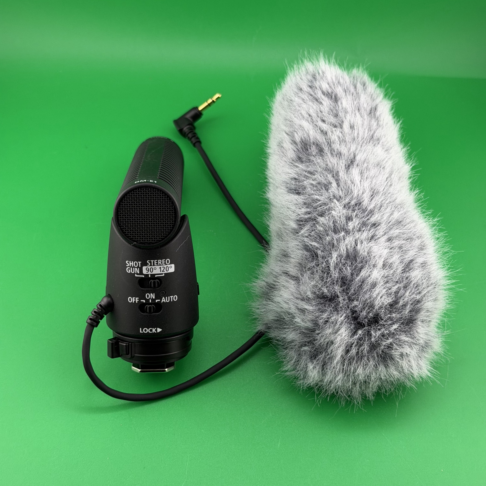 Canon DM-E1 Stereo Shotgun Microphone - Like New - photo 2