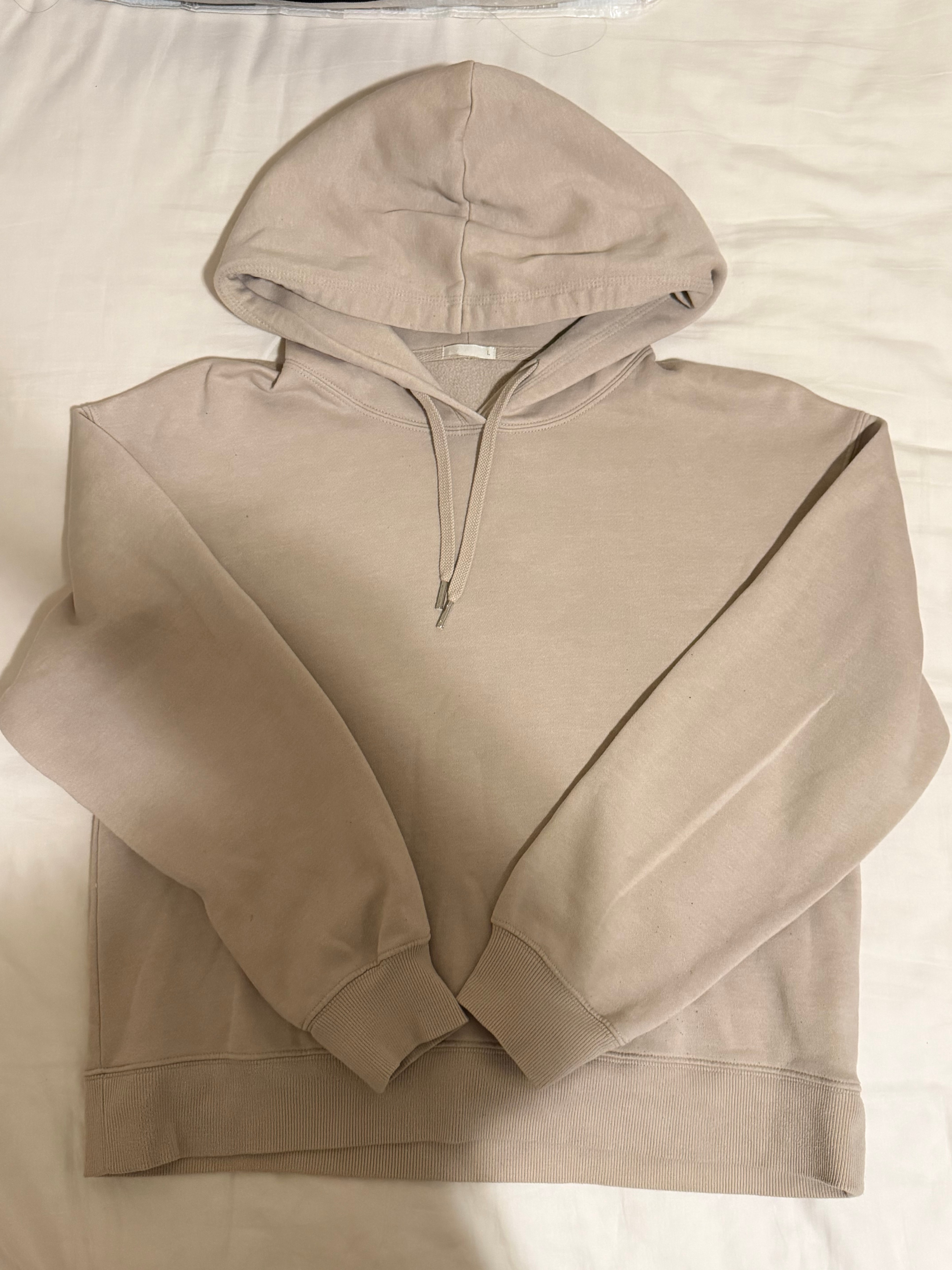 GU Beige / Taupe Pullover Hoodie – Size L - photo 2