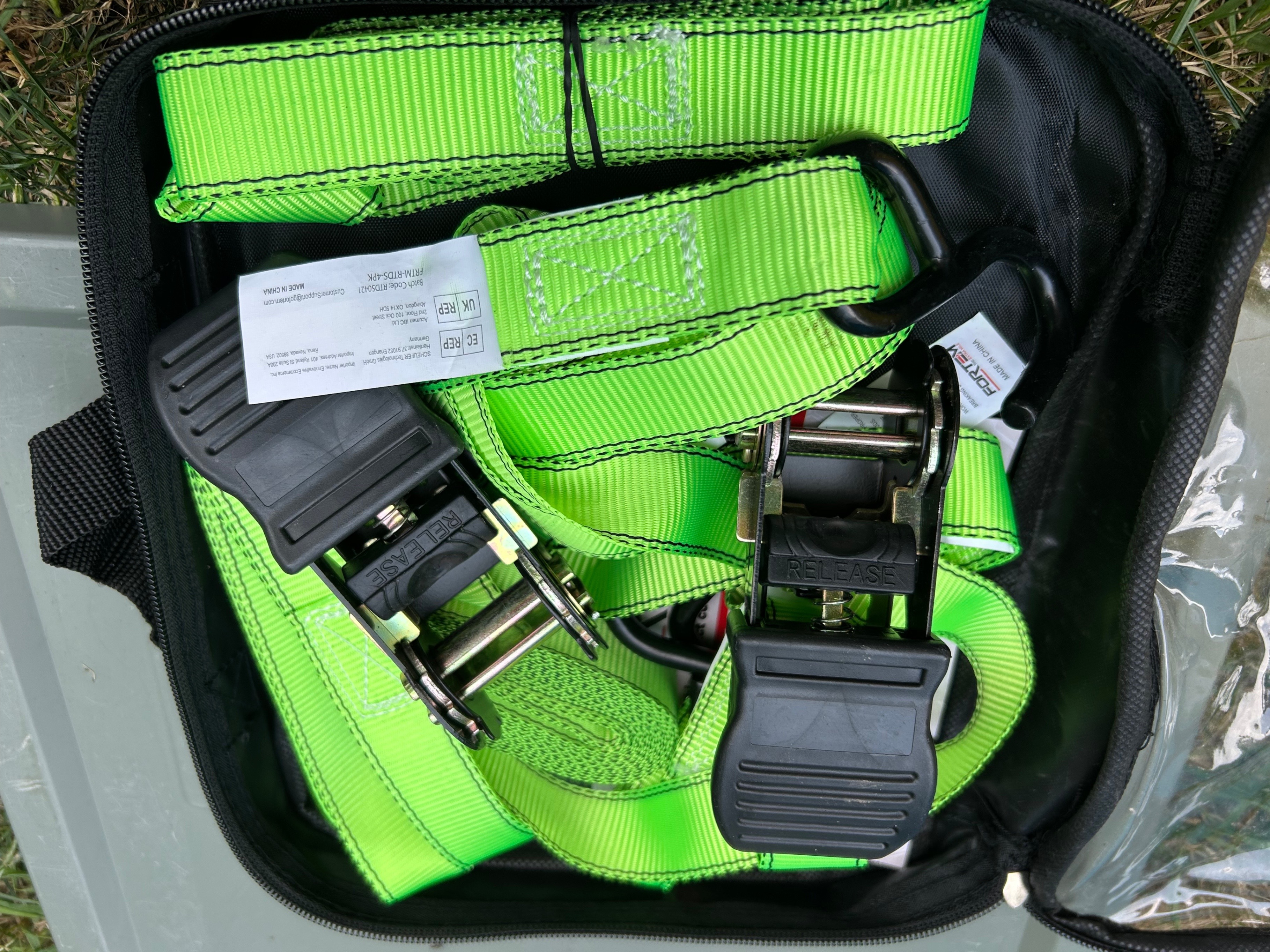 Set of 2 - 748kg Strength Ratchet Straps, Neon Green