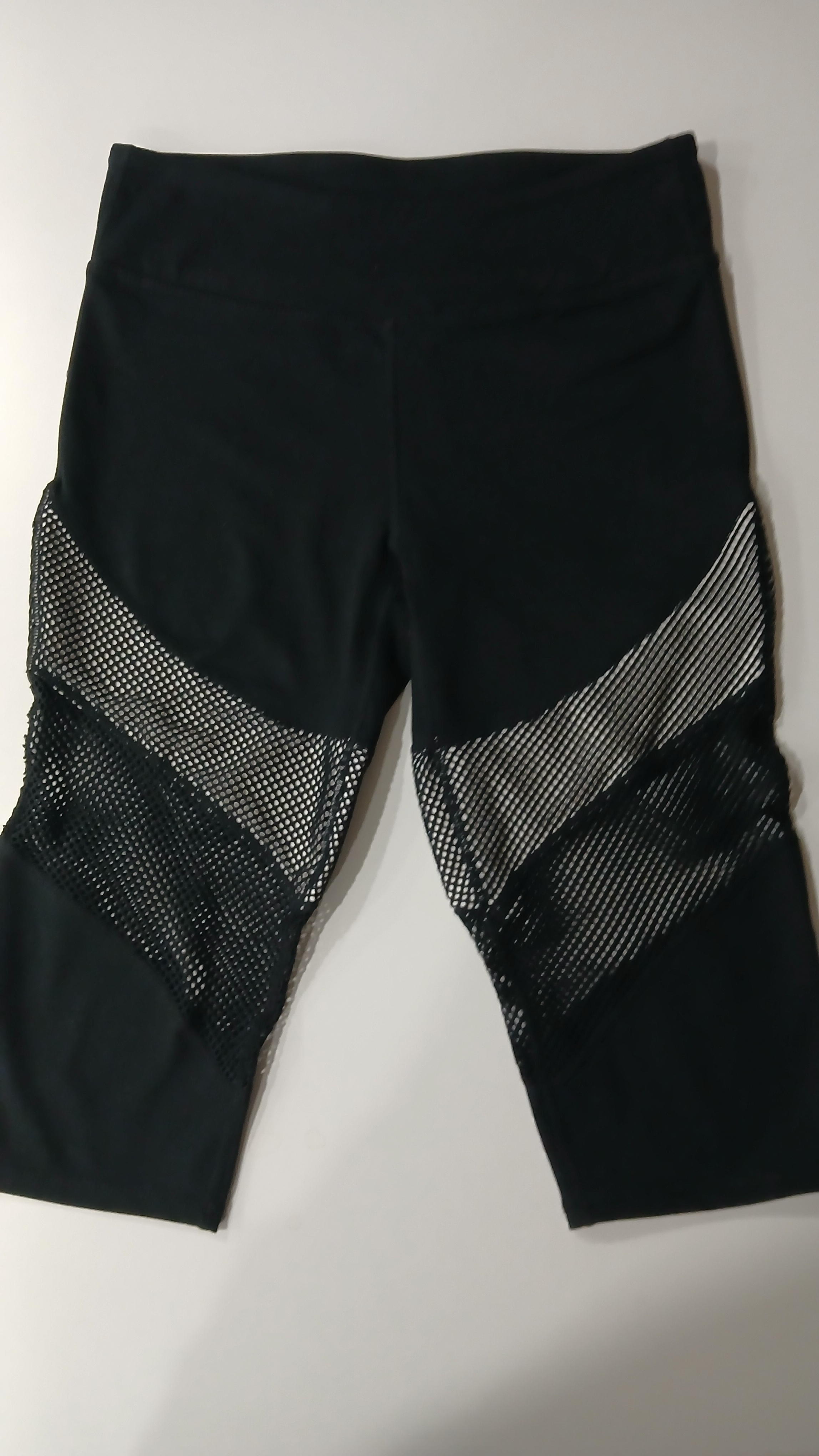 Fabletics Black Capri Leggings, Small, Like New