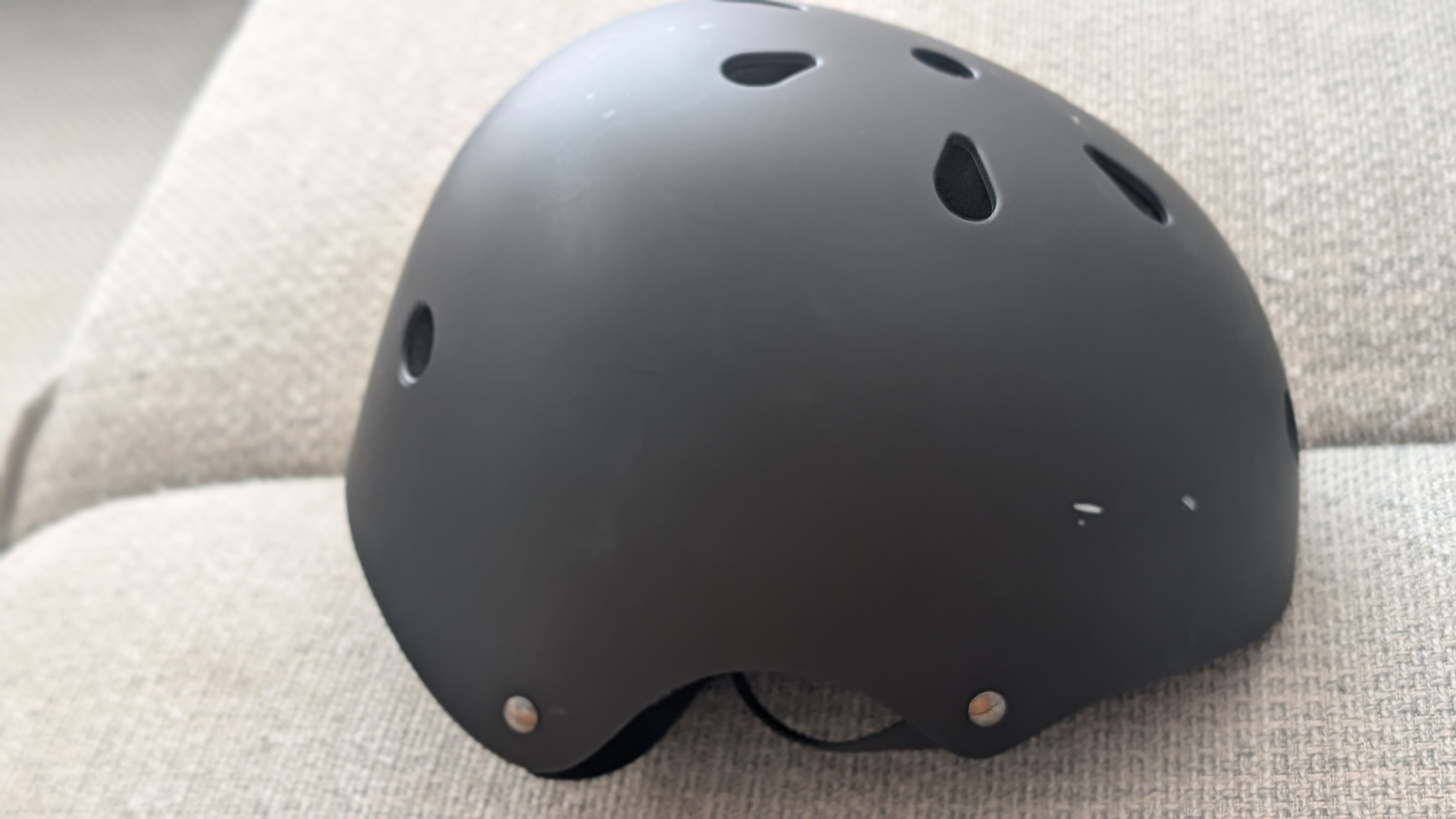 Black Skateboard Helmet - photo 2