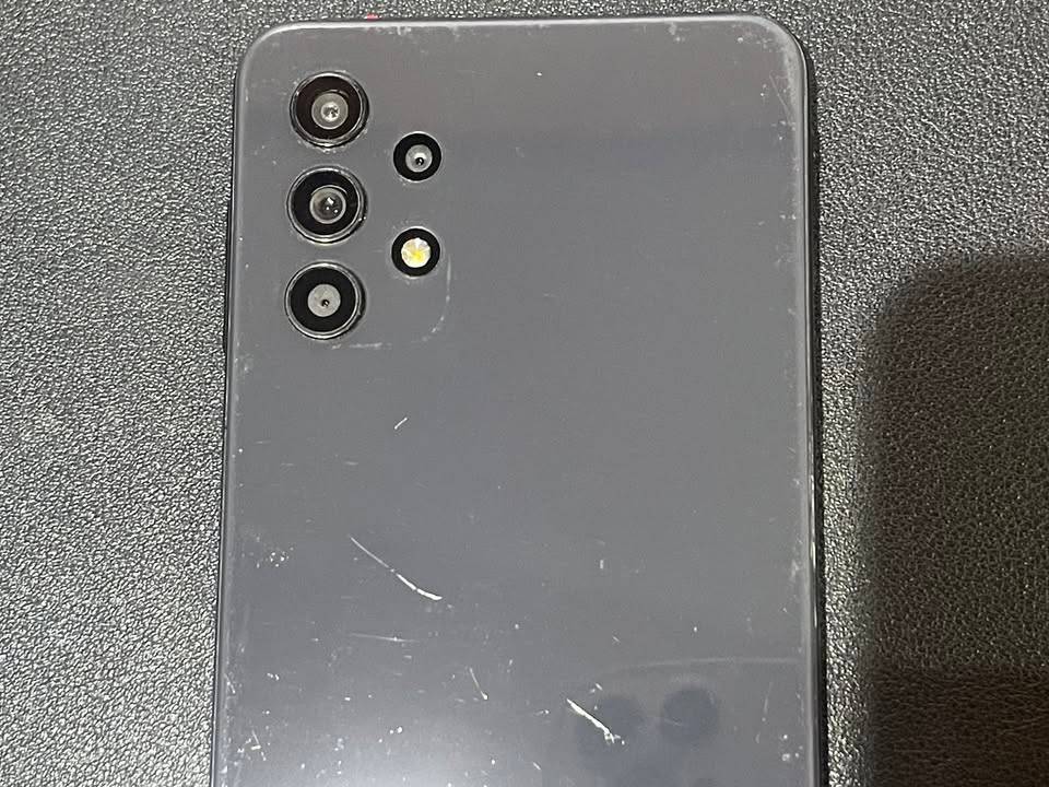 Samsung Galaxy A32 5G (Unlocked, New Screen) - photo 4
