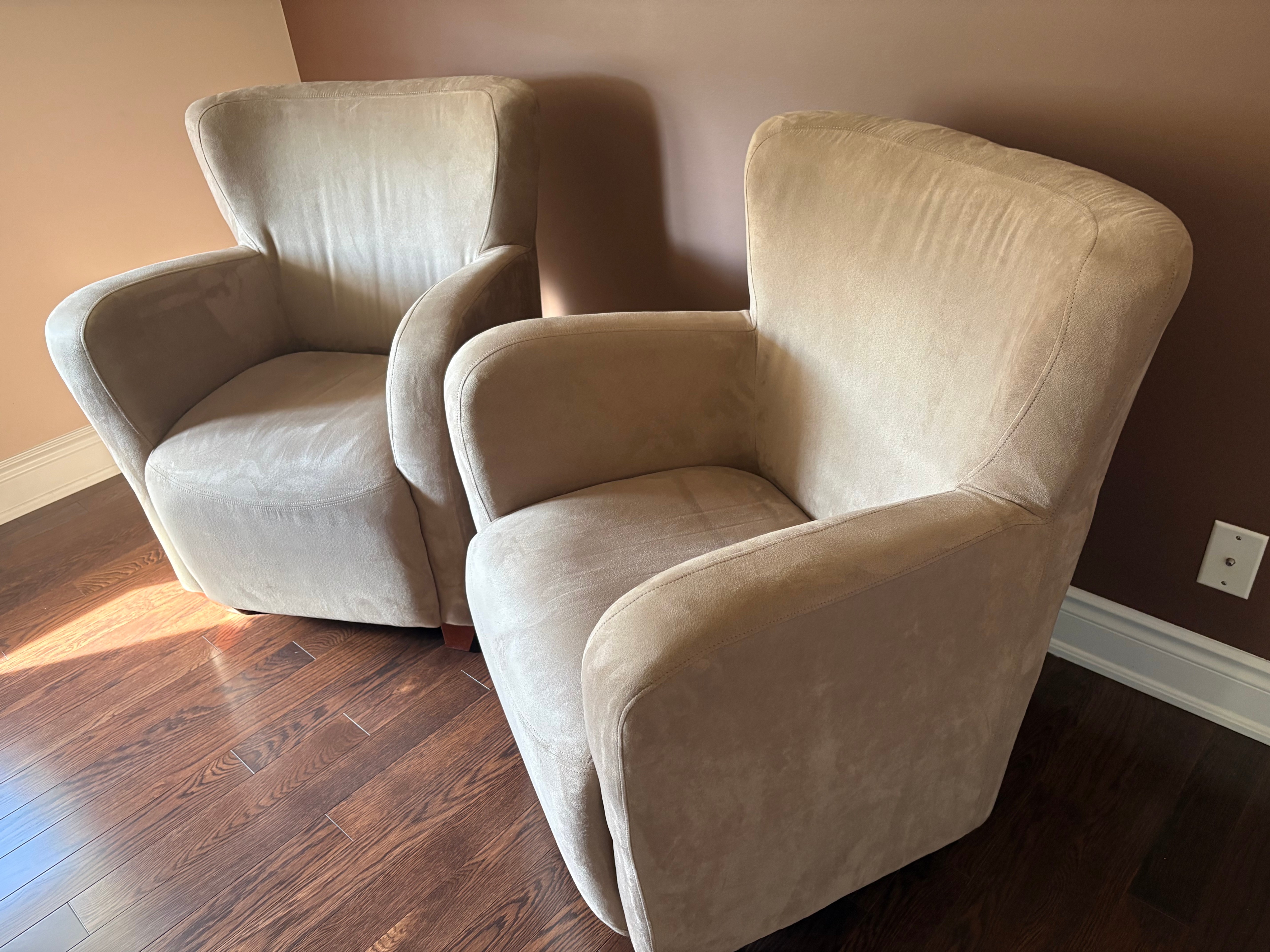 Set of 2 beige accent chairs - photo 2
