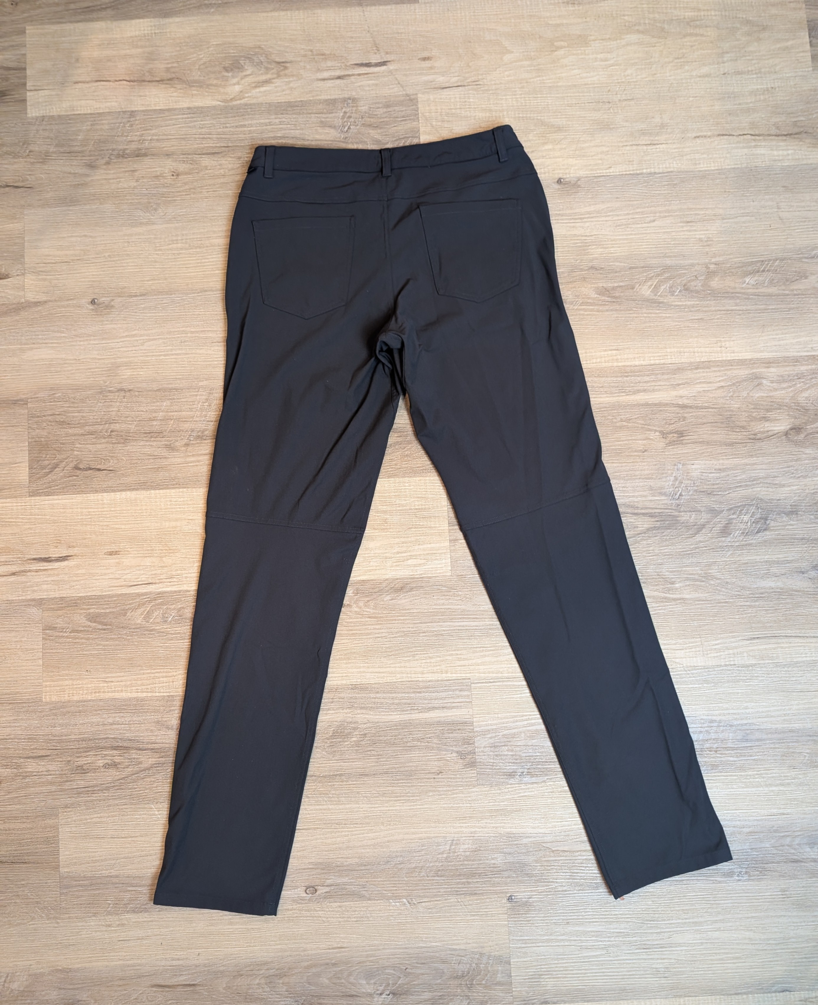 Lululemon Men’s ABC Pants - size 32 tall