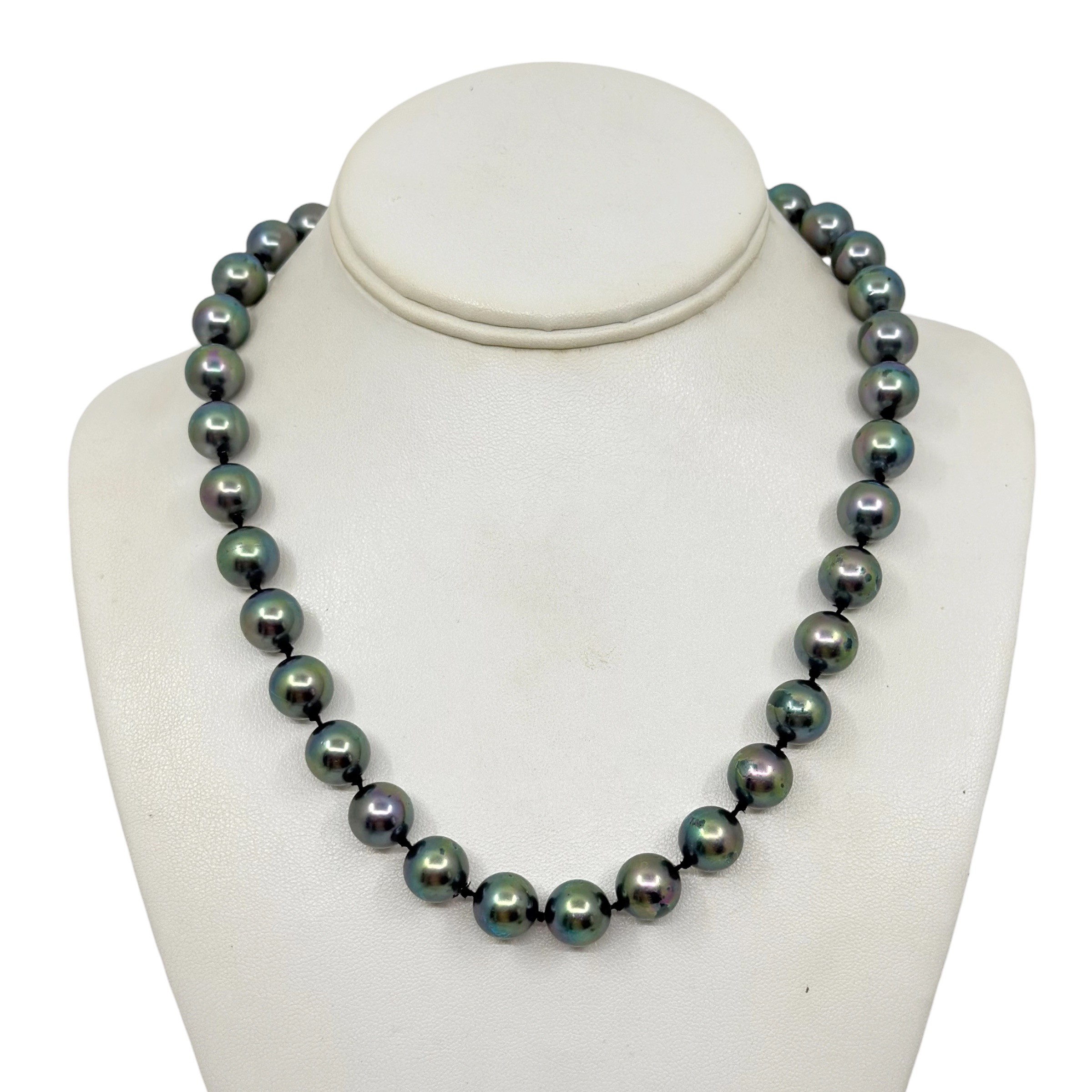 Vintage Silver tone faux tahitian pearl necklace - photo 2