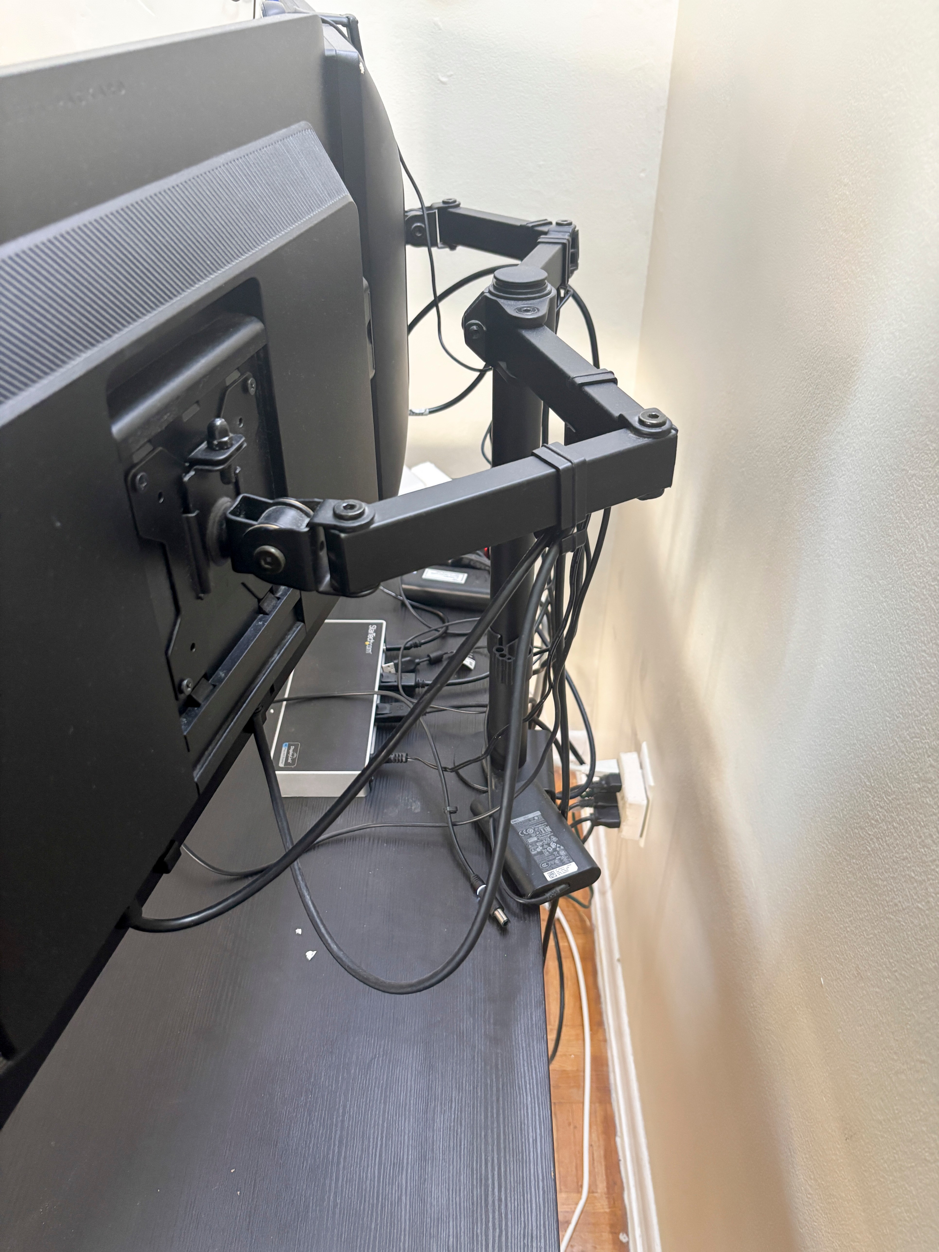 Fully Working WFH Setup – Dual Monitors - photo 4