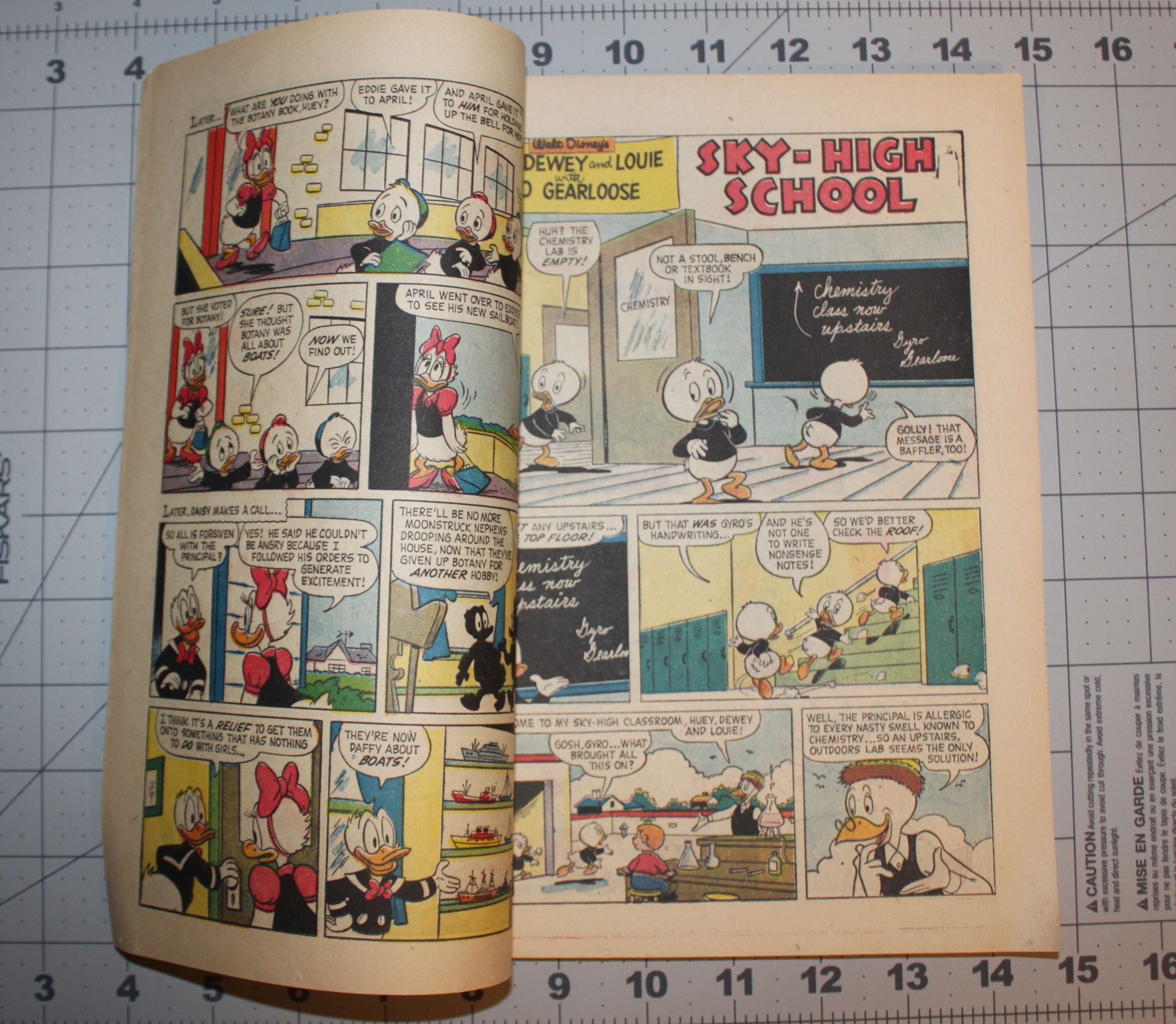 Dell Giant Comics #35 November 1960 Vintage Silver Age Comic - photo 4