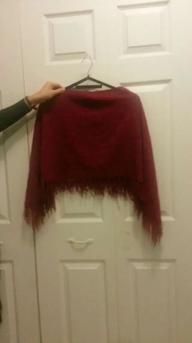 Nice Reddish Knitted Shawl/poncho - photo 2