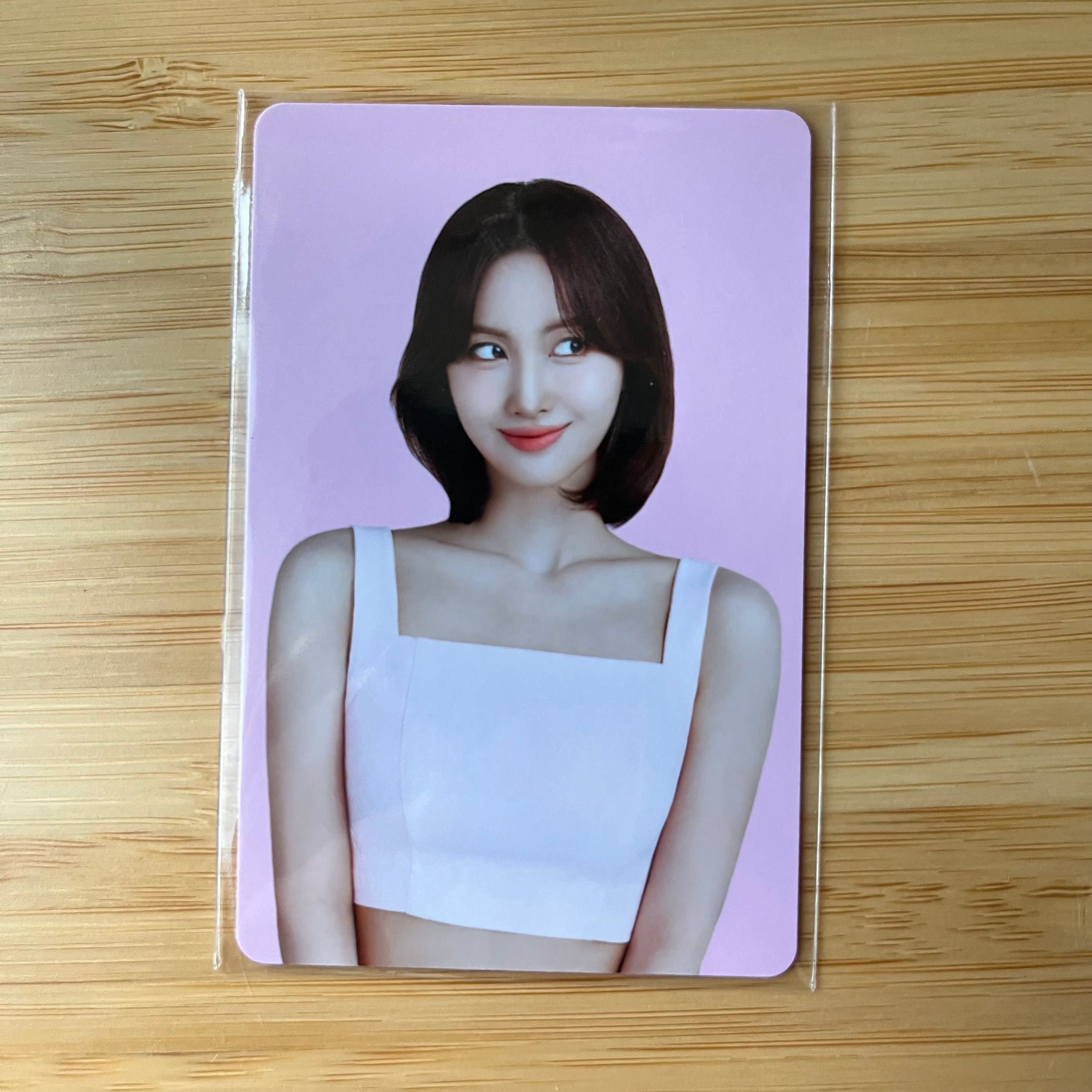 Momo & Dahyun TWICE TEAZEN Kombucha Official Photo Card - photo 3