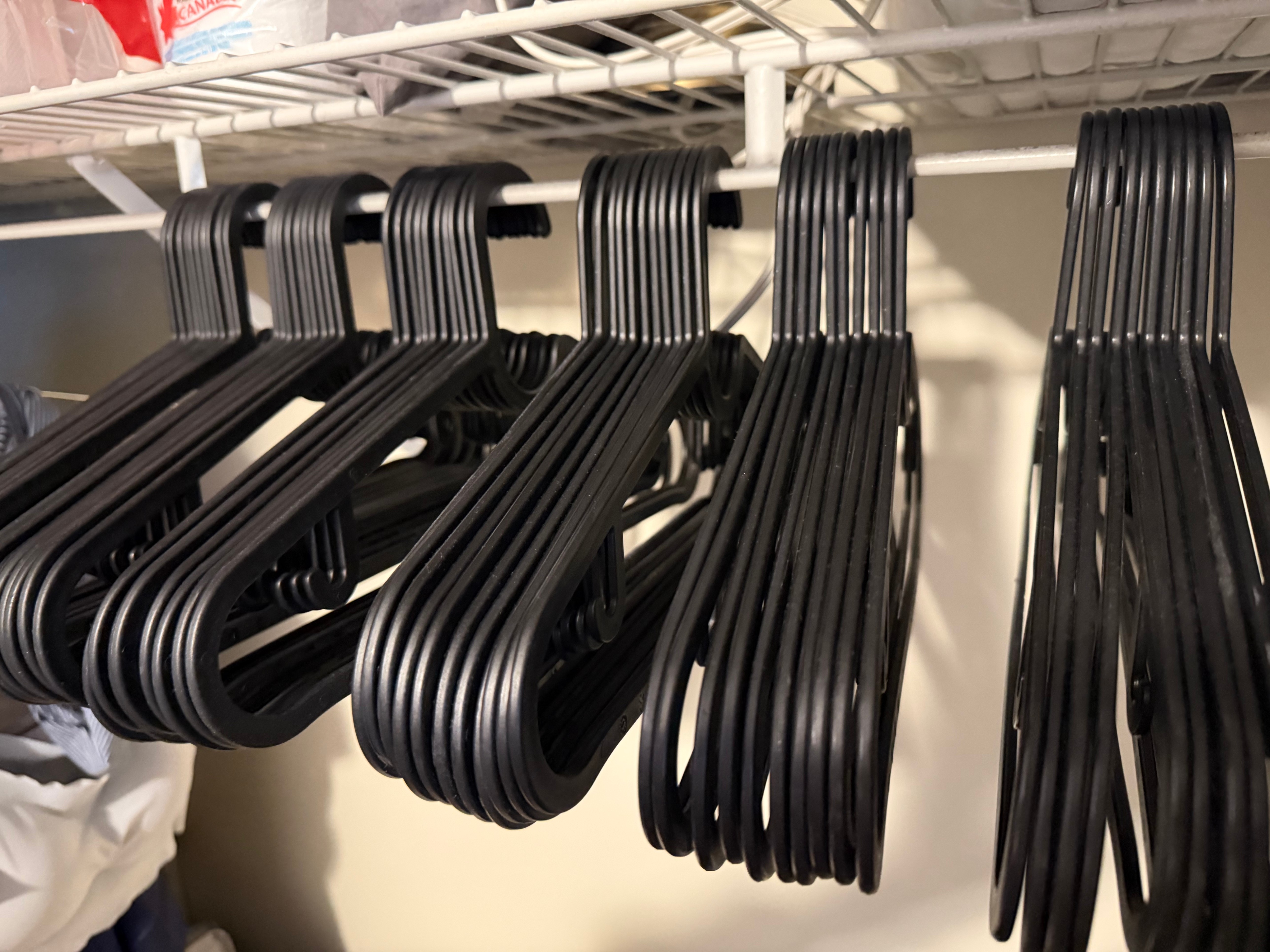 IKEA Black Hangers – 60 Pieces - photo 2