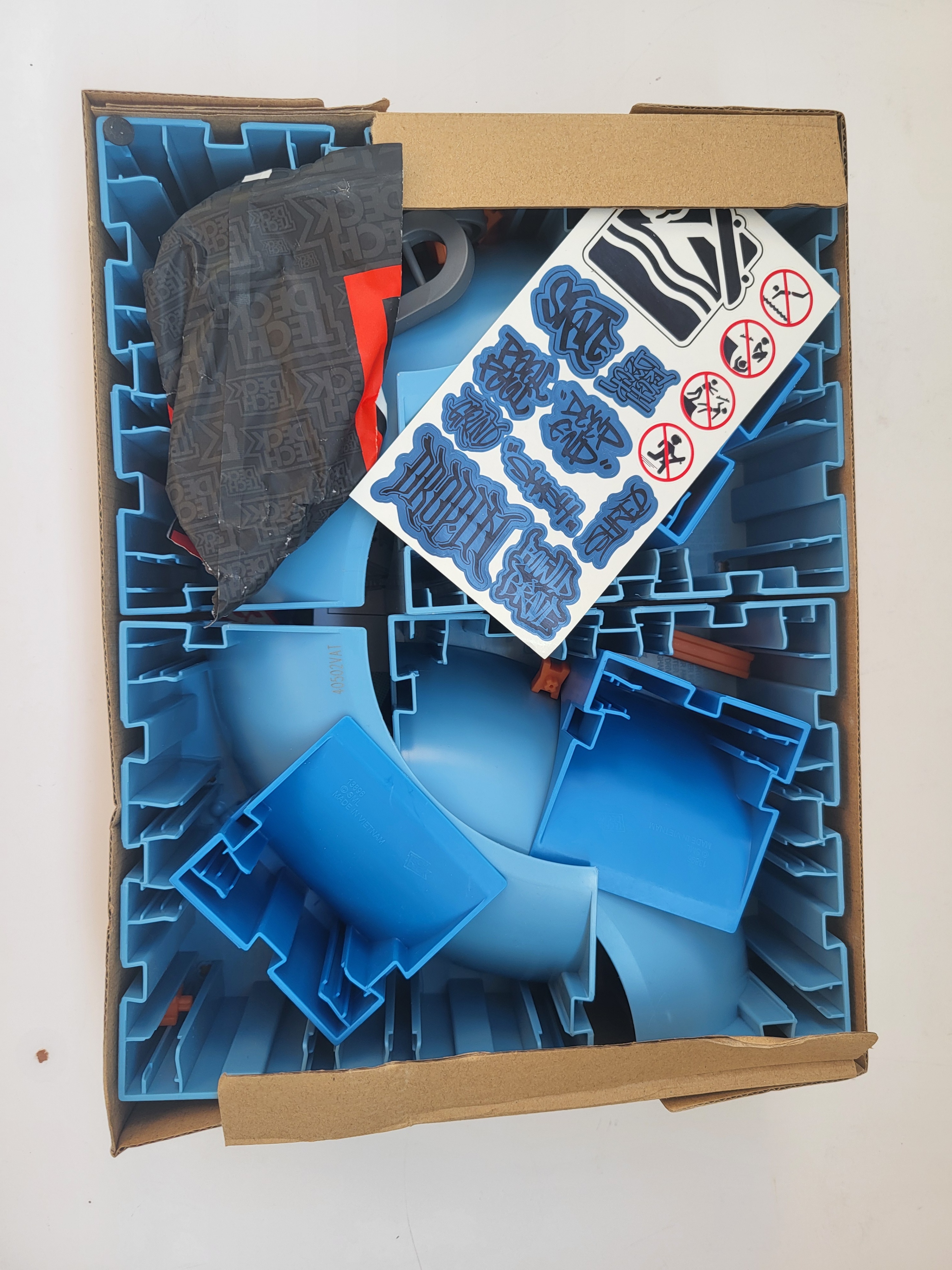 NEW Tech Deck Daewon Mega Bowl X-Connect Ramp Set – Damaged Box - photo 3