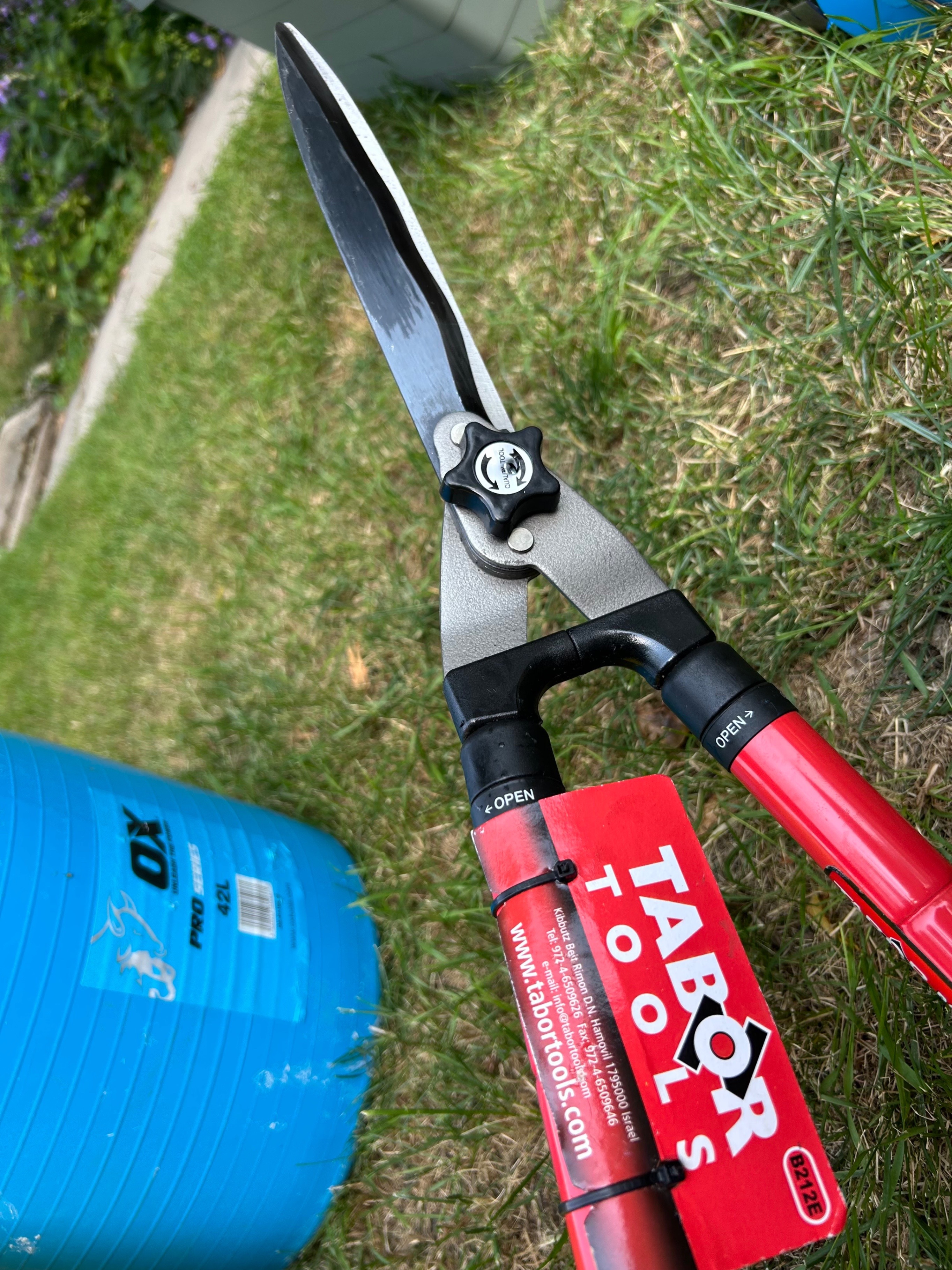 Extendable Garden Shears - Up to 33in - photo 2